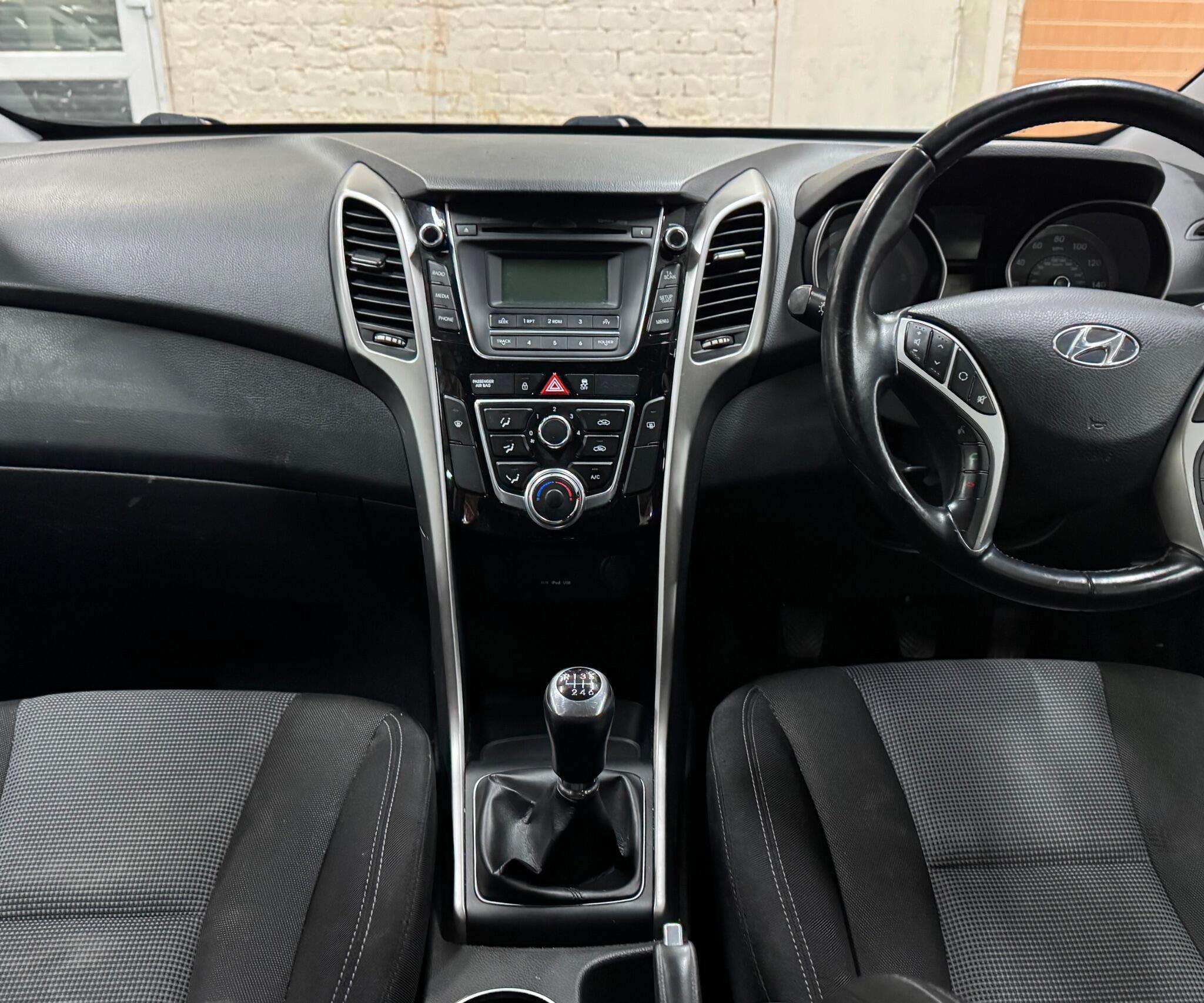 2014 HYUNDAI I30 2014 HYUNDAI I30