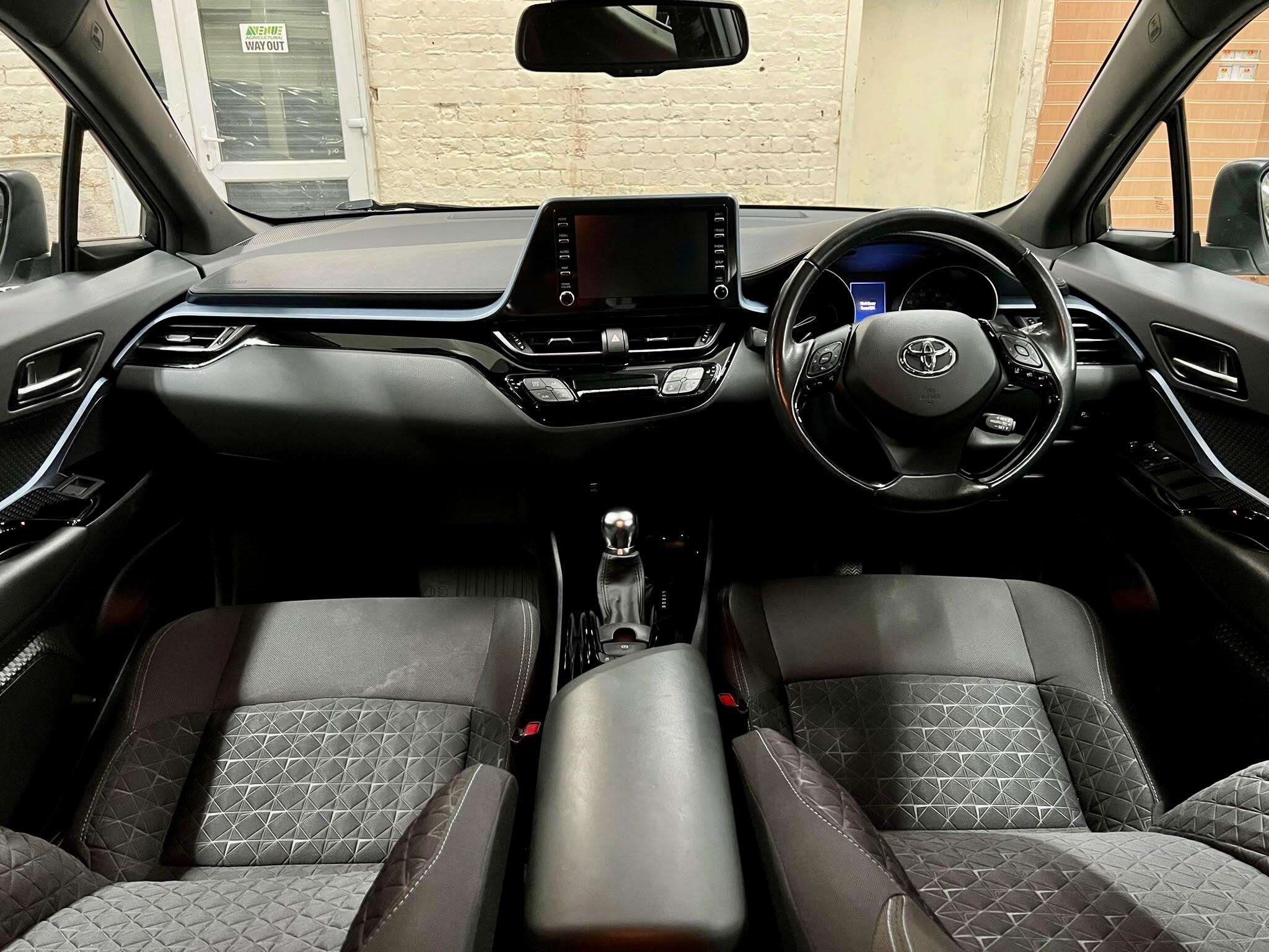 2021 TOYOTA C-HR 2021 TOYOTA C-HR