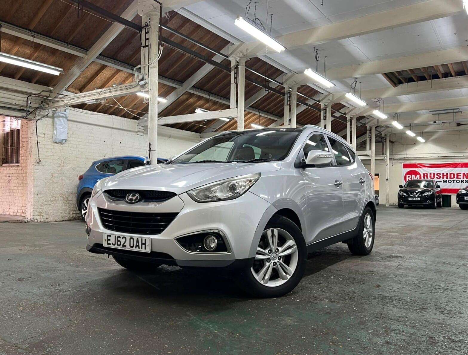 A 2012 HYUNDAI IX35 1.7 CRDi Premium Euro 5 (s/s) 5dr A 2012 HYUNDAI IX35 1.7 CRDi Premium Euro 5 (s/s) 5dr