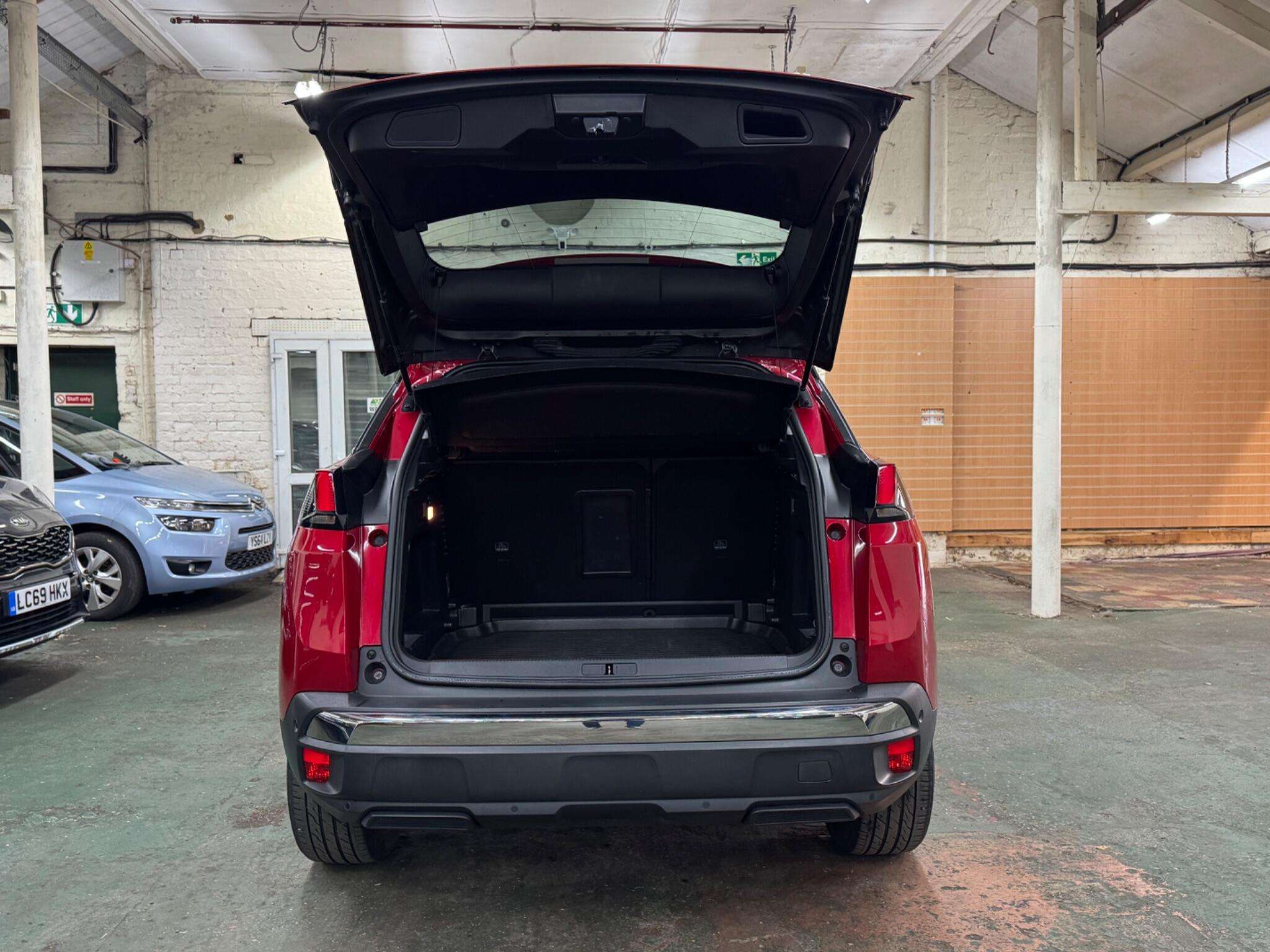 2019 PEUGEOT 3008 2019 PEUGEOT 3008