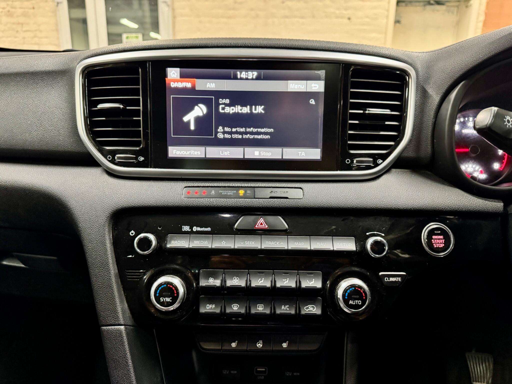 2017 KIA SPORTAGE 2017 KIA SPORTAGE
