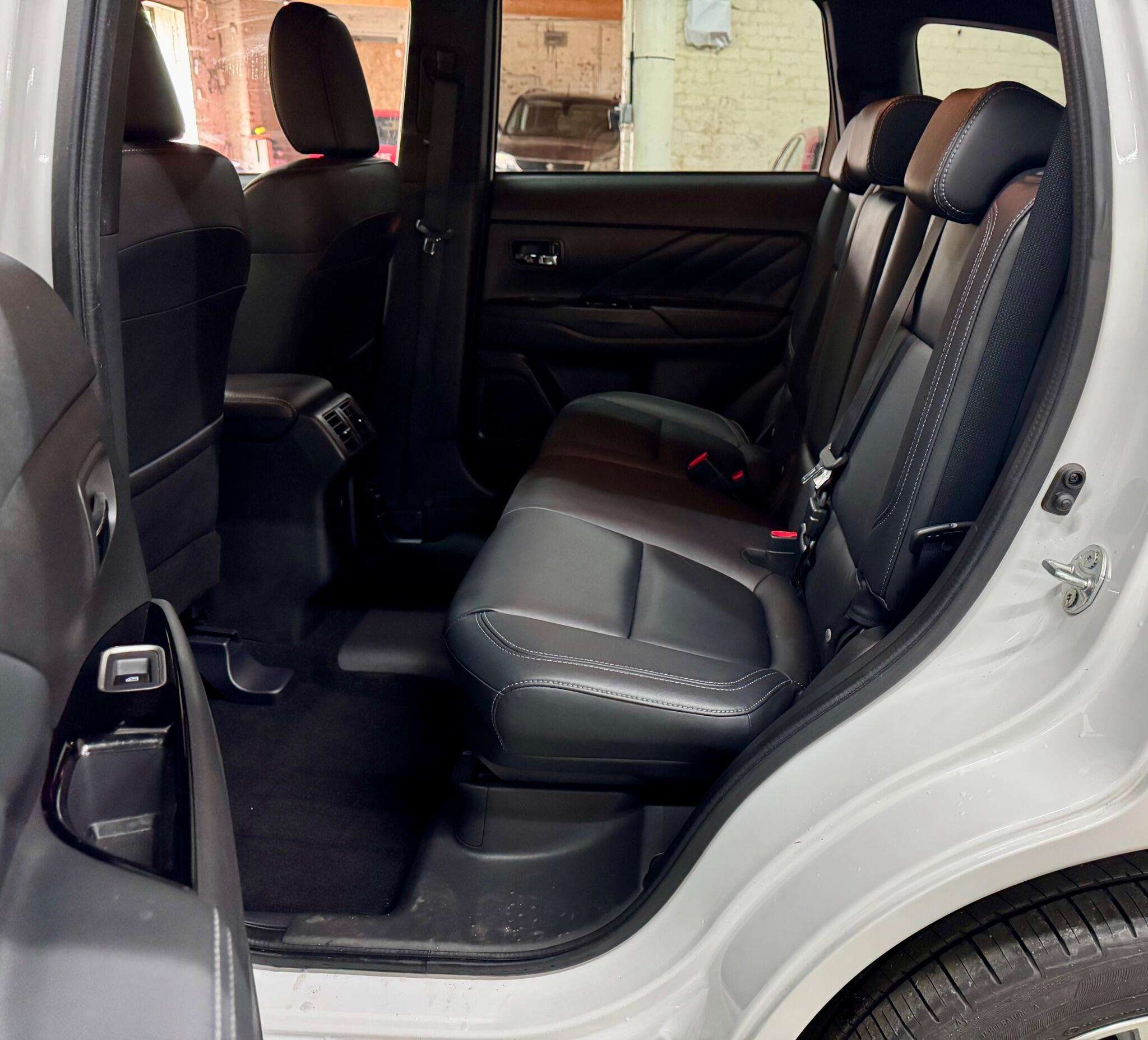 2018 MITSUBISHI OUTLANDER 2018 MITSUBISHI OUTLANDER