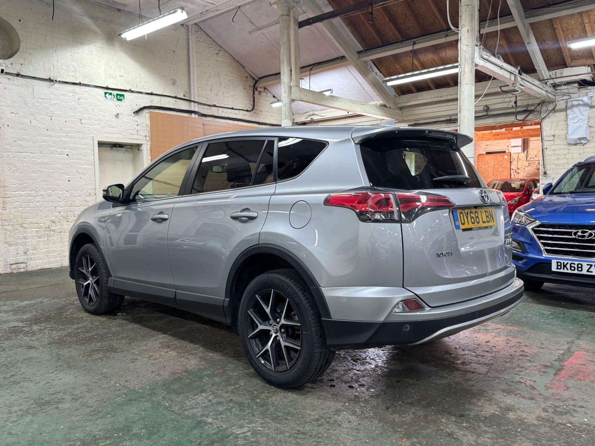2018 TOYOTA RAV4 2018 TOYOTA RAV4