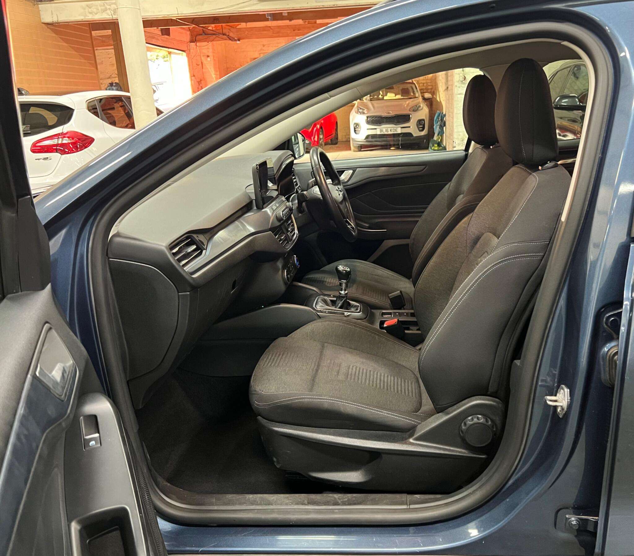2021 FORD FOCUS 2021 FORD FOCUS