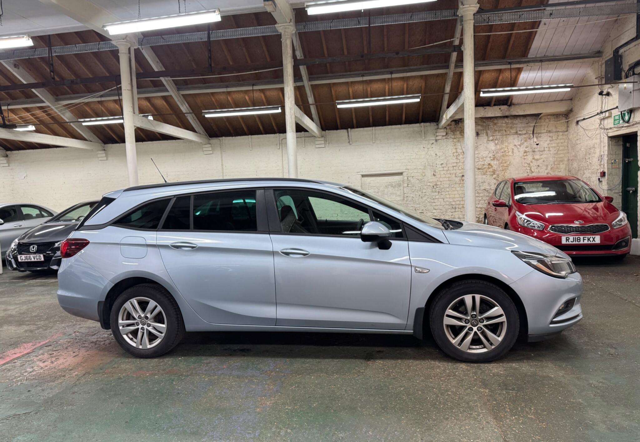 2018 VAUXHALL ASTRA 2018 VAUXHALL ASTRA