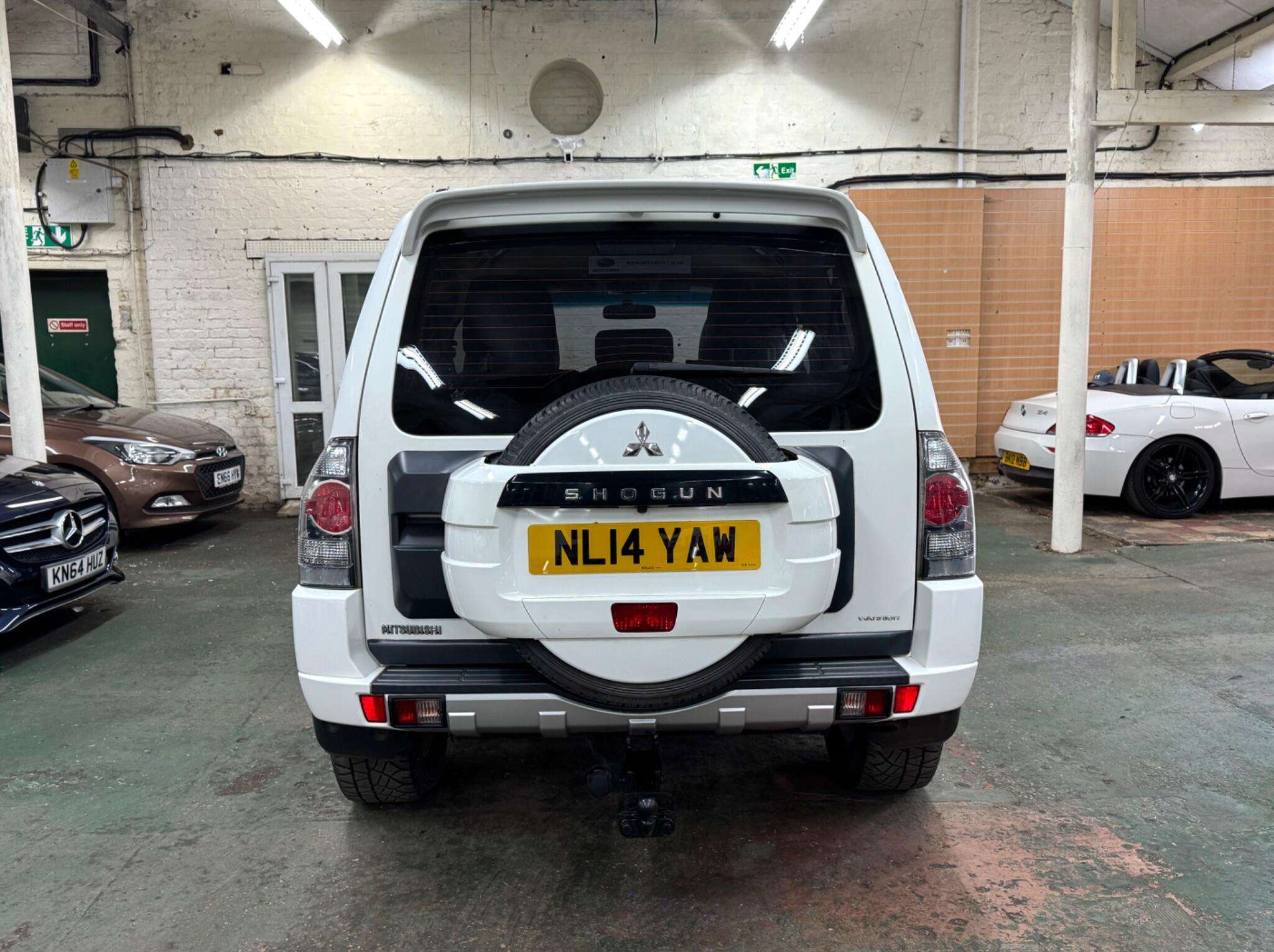 2014 MITSUBISHI SHOGUN 2014 MITSUBISHI SHOGUN