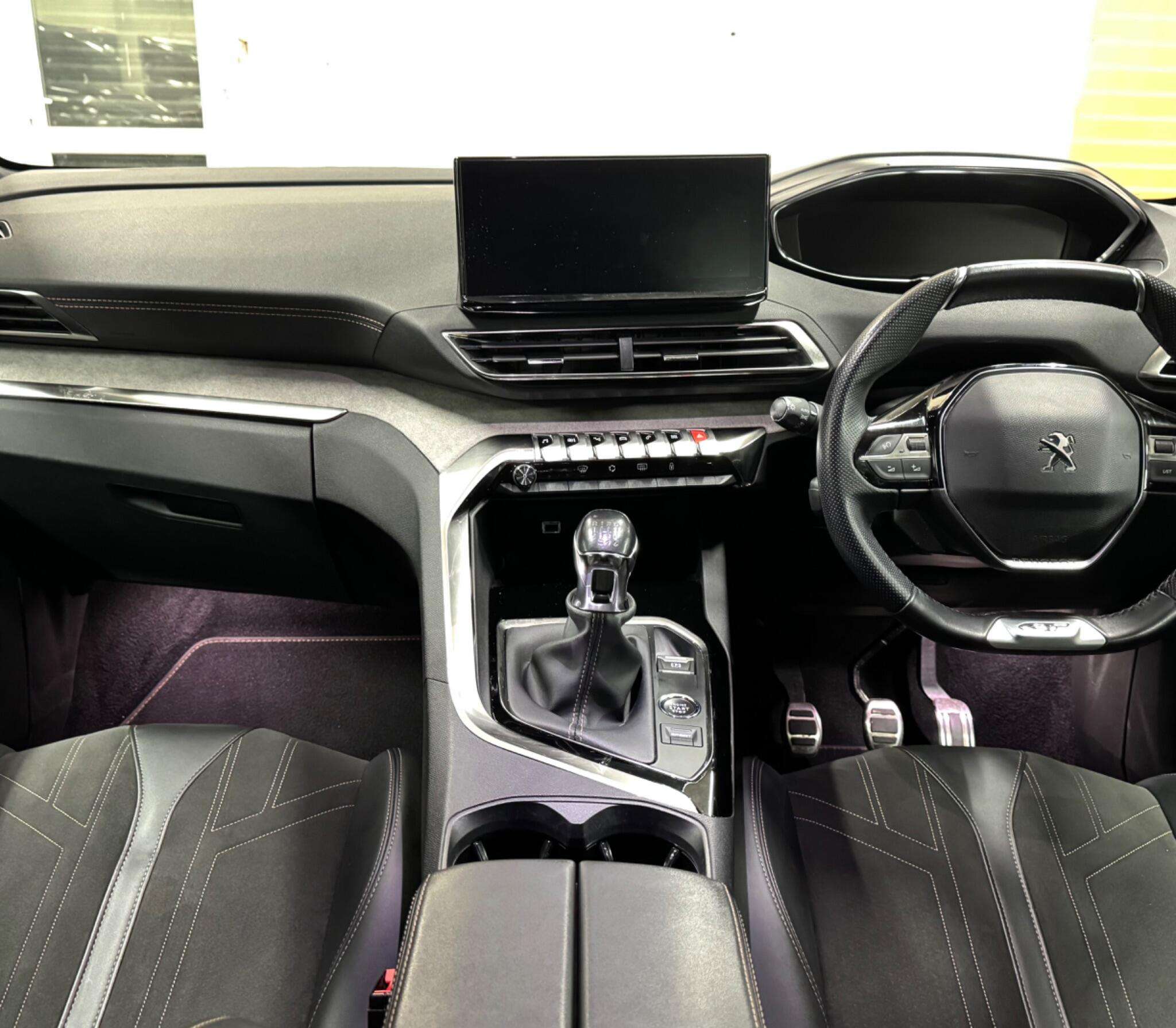 2018 PEUGEOT 3008 2018 PEUGEOT 3008