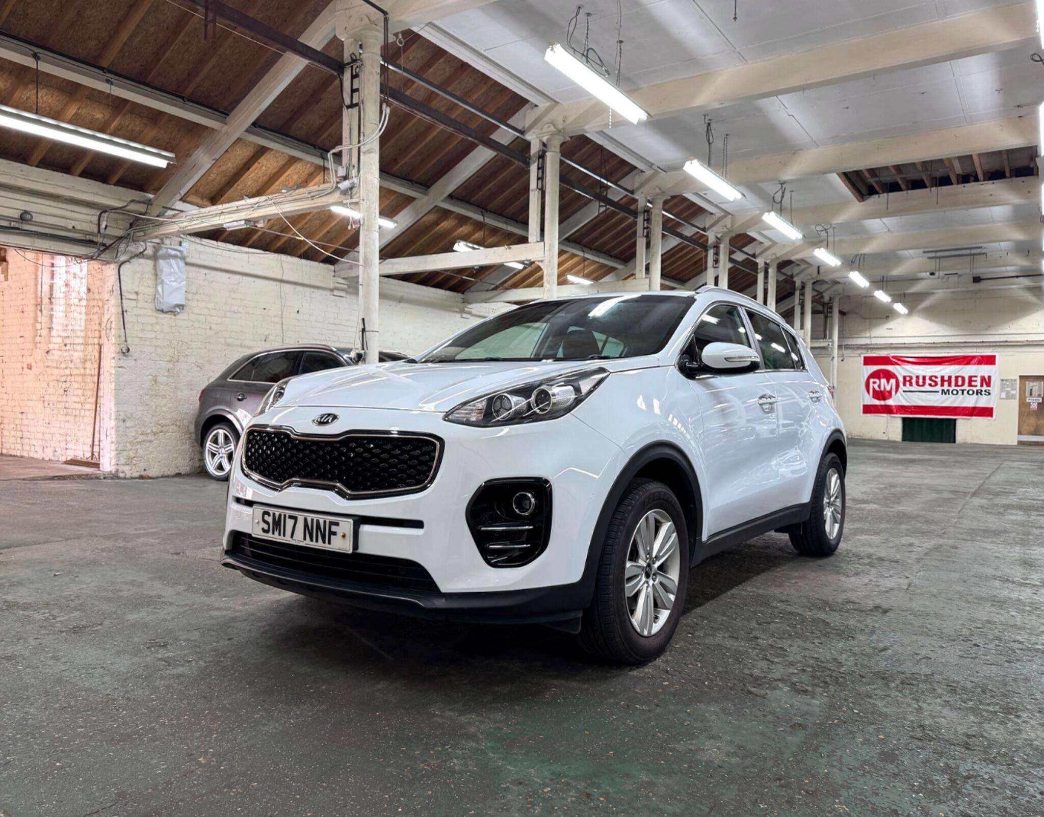 A 2017 KIA SPORTAGE 1.6 GDi 2 Euro 6 (s/s) 5dr A 2017 KIA SPORTAGE 1.6 GDi 2 Euro 6 (s/s) 5dr
