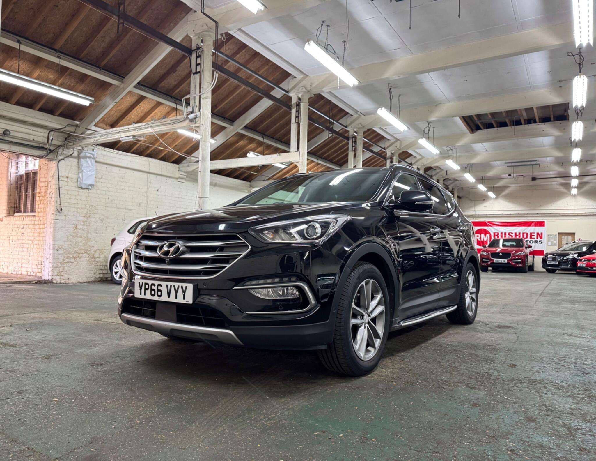 A 2016 HYUNDAI SANTA FE 2.2 CRDi Blue Drive Premium SE Auto 4WD Euro 6 (s/s) 5dr (7 Seat) A 2016 HYUNDAI SANTA FE 2.2 CRDi Blue Drive Premium SE Auto 4WD Euro 6 (s/s) 5dr (7 Seat)