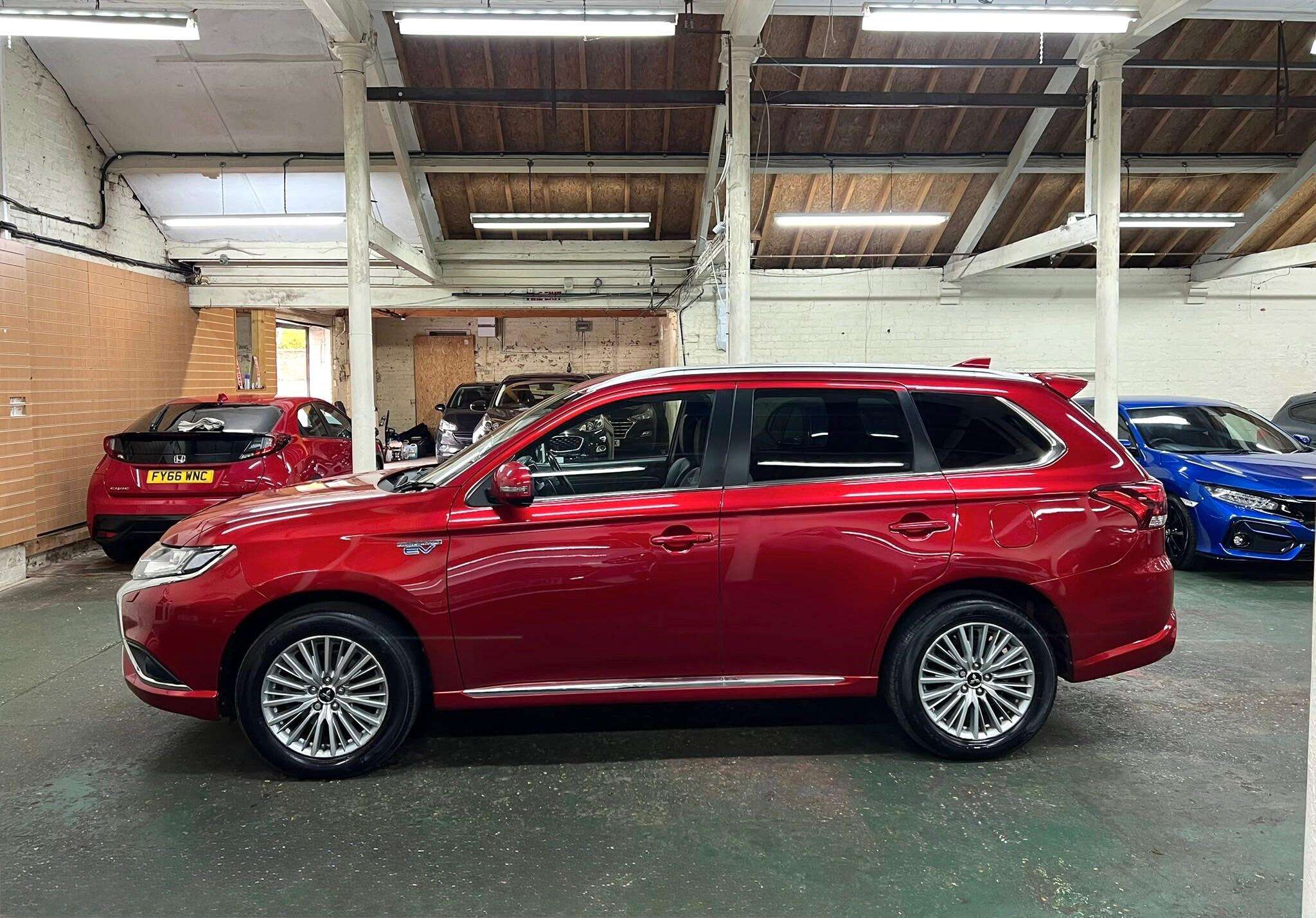 2020 MITSUBISHI OUTLANDER 2020 MITSUBISHI OUTLANDER