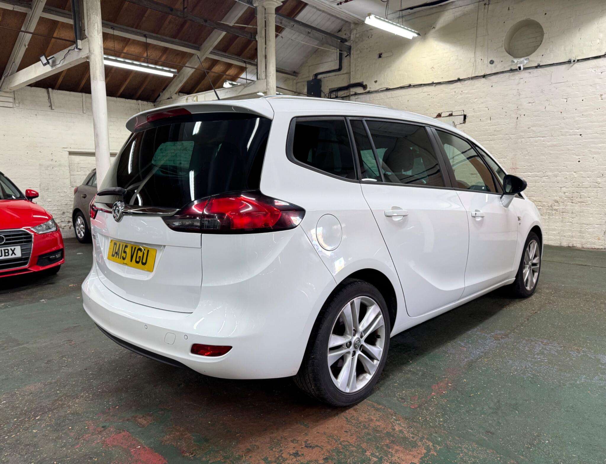 2015 VAUXHALL ZAFIRA TOURER 2015 VAUXHALL ZAFIRA TOURER