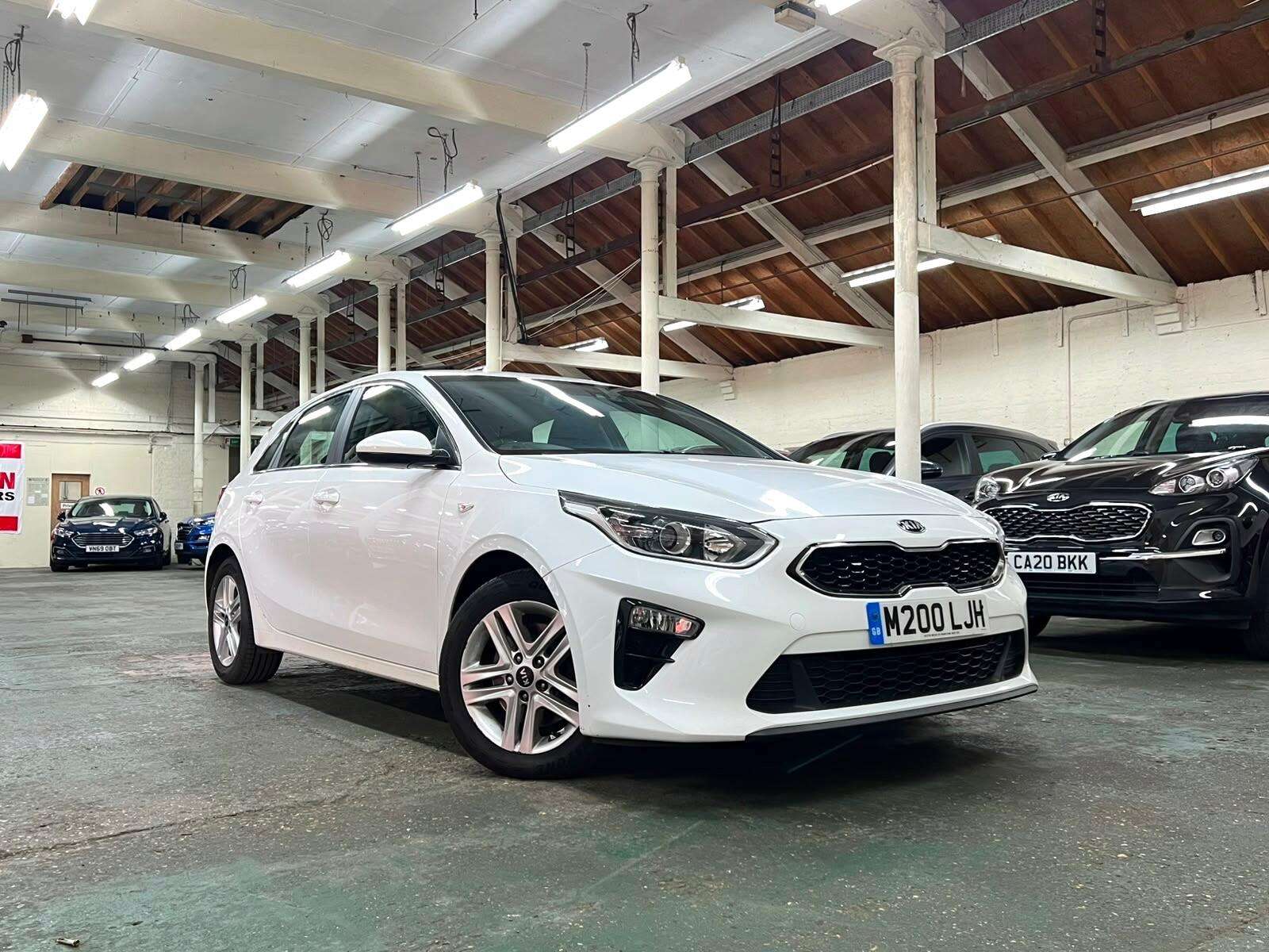 A 2018 KIA CEED 1.6 CRDi ECO 2 Euro 6 (s/s) 5dr A 2018 KIA CEED 1.6 CRDi ECO 2 Euro 6 (s/s) 5dr