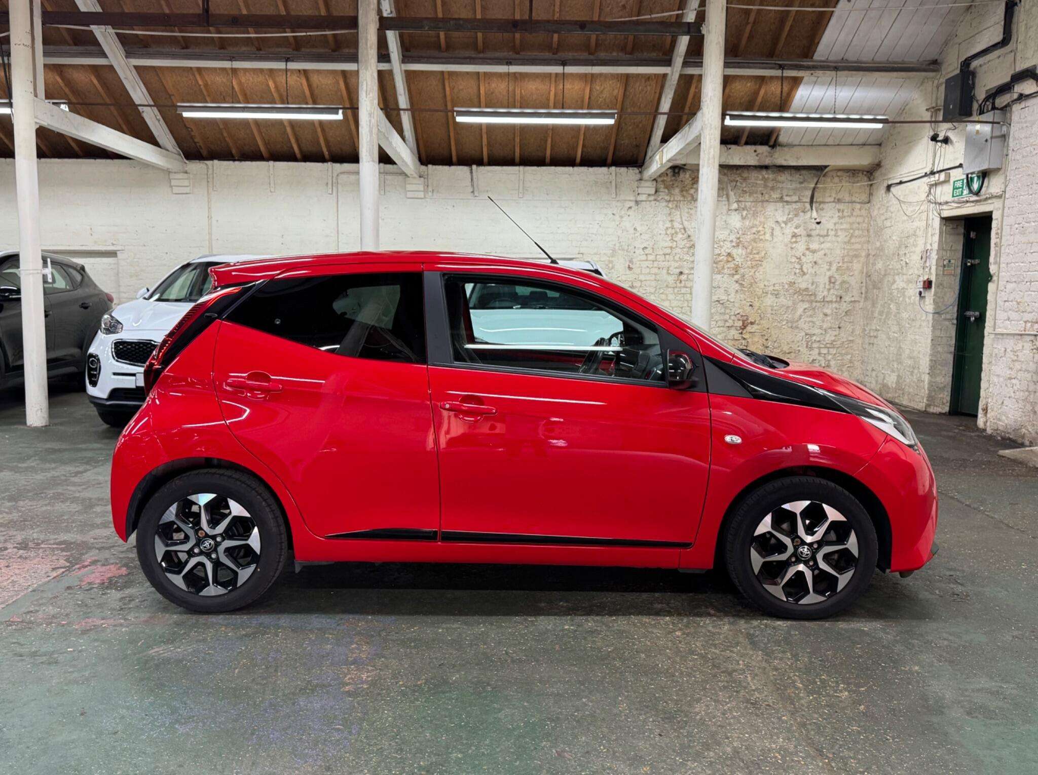 2020 TOYOTA AYGO 2020 TOYOTA AYGO