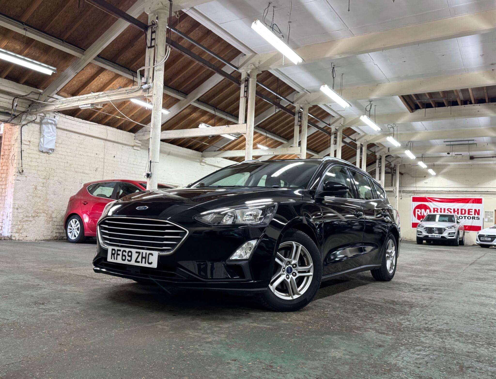 A 2019 FORD FOCUS 1.5 EcoBlue Zetec Hatchback 5dr Diesel Manual Euro 6 (s/s) (95 ps) A 2019 FORD FOCUS 1.5 EcoBlue Zetec Hatchback 5dr Diesel Manual Euro 6 (s/s) (95 ps)