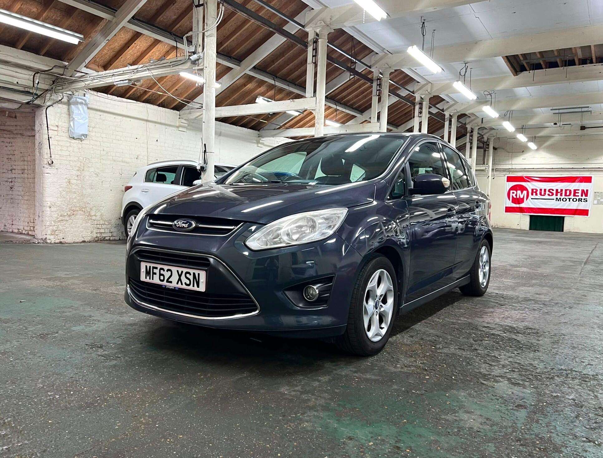 A 2012 FORD C-MAX 1.6 Zetec Euro 5 5dr A 2012 FORD C-MAX 1.6 Zetec Euro 5 5dr