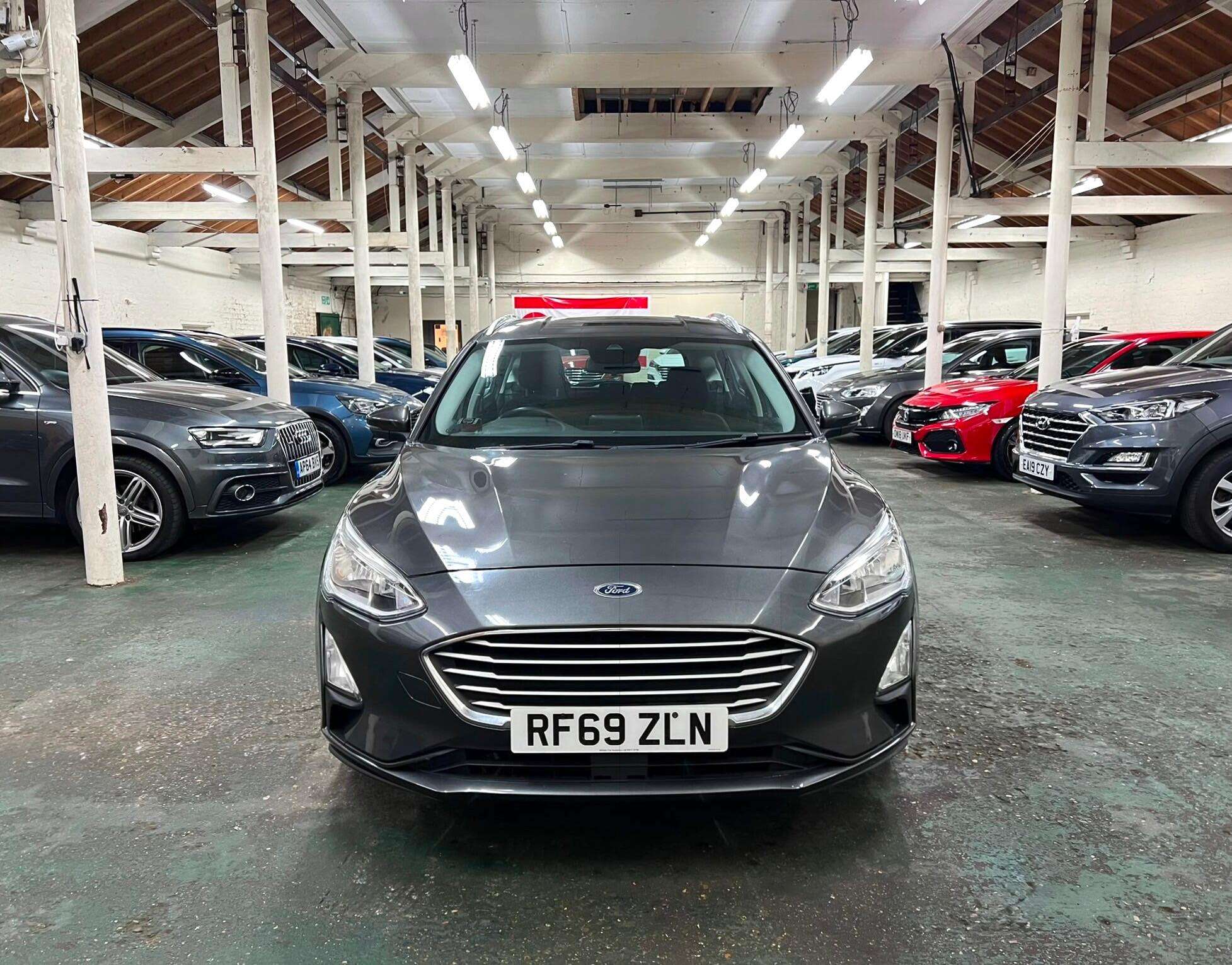 A 2019 FORD FOCUS 1.5 EcoBlue Zetec Estate 5dr Diesel Manual Euro 6 (s/s) (95 ps) A 2019 FORD FOCUS 1.5 EcoBlue Zetec Estate 5dr Diesel Manual Euro 6 (s/s) (95 ps)