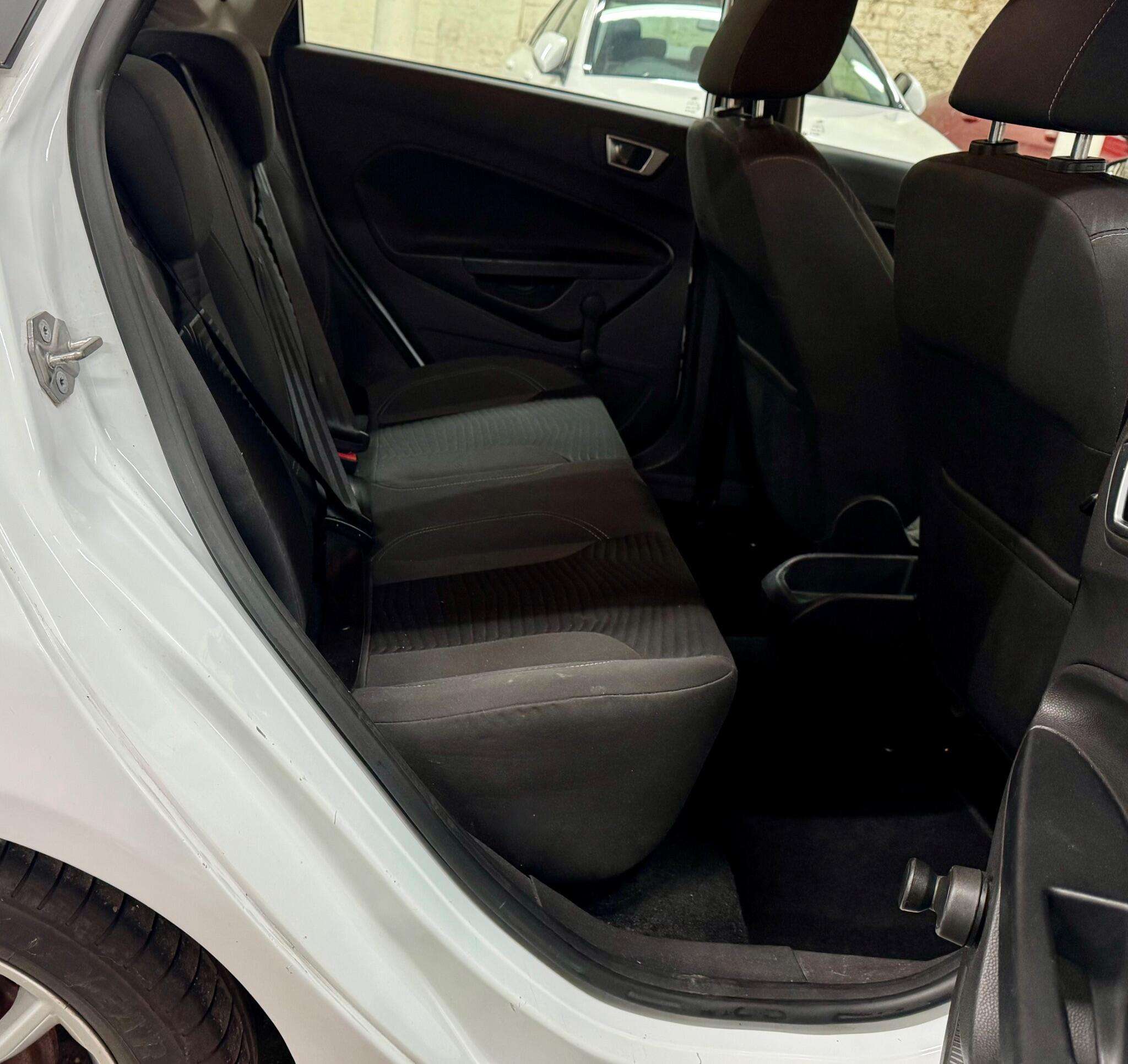 2015 FORD FIESTA 2015 FORD FIESTA