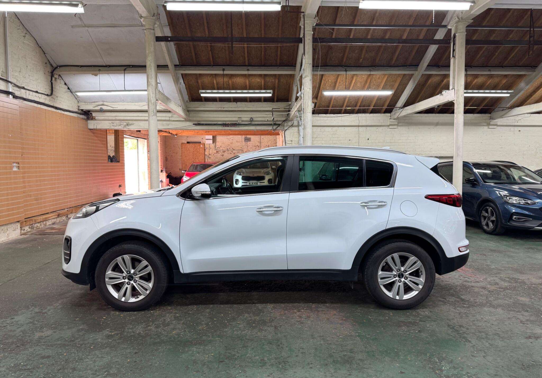 2017 KIA SPORTAGE 2017 KIA SPORTAGE
