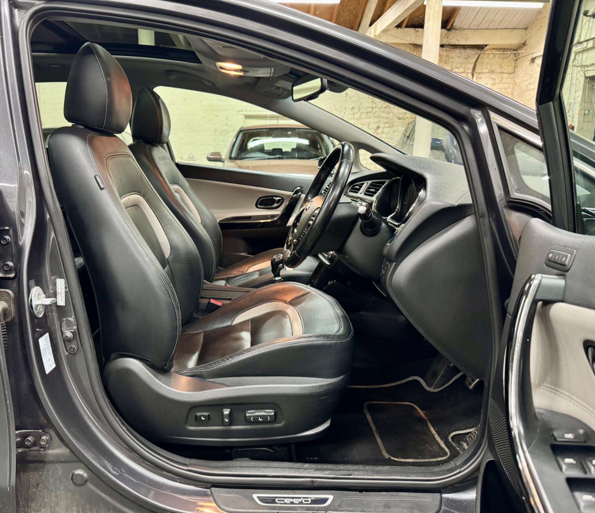 2013 KIA CEED 2013 KIA CEED