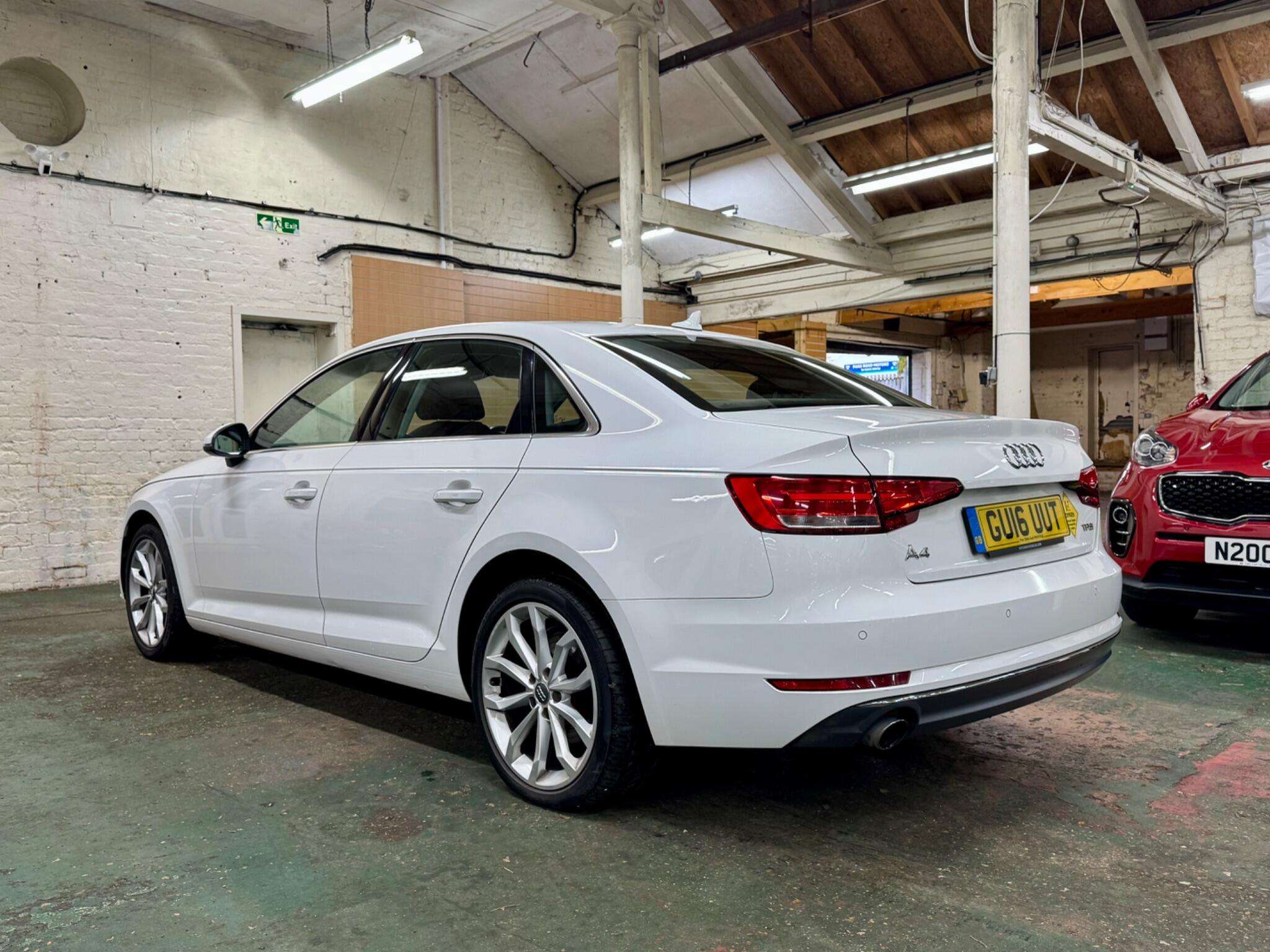 2016 AUDI A4 2016 AUDI A4