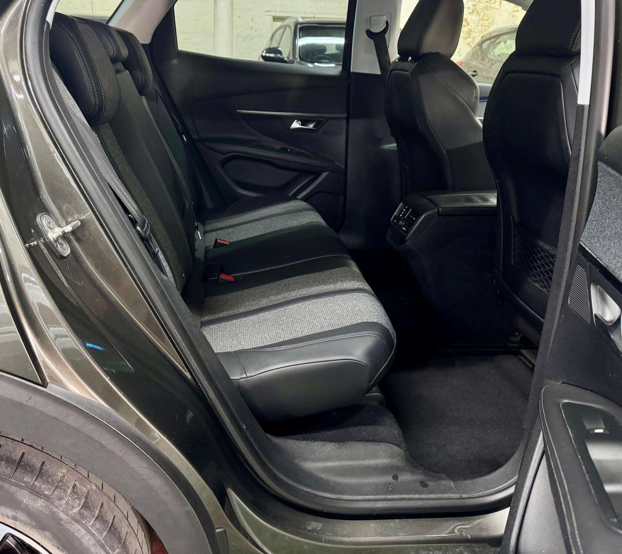 2018 PEUGEOT 3008 2018 PEUGEOT 3008