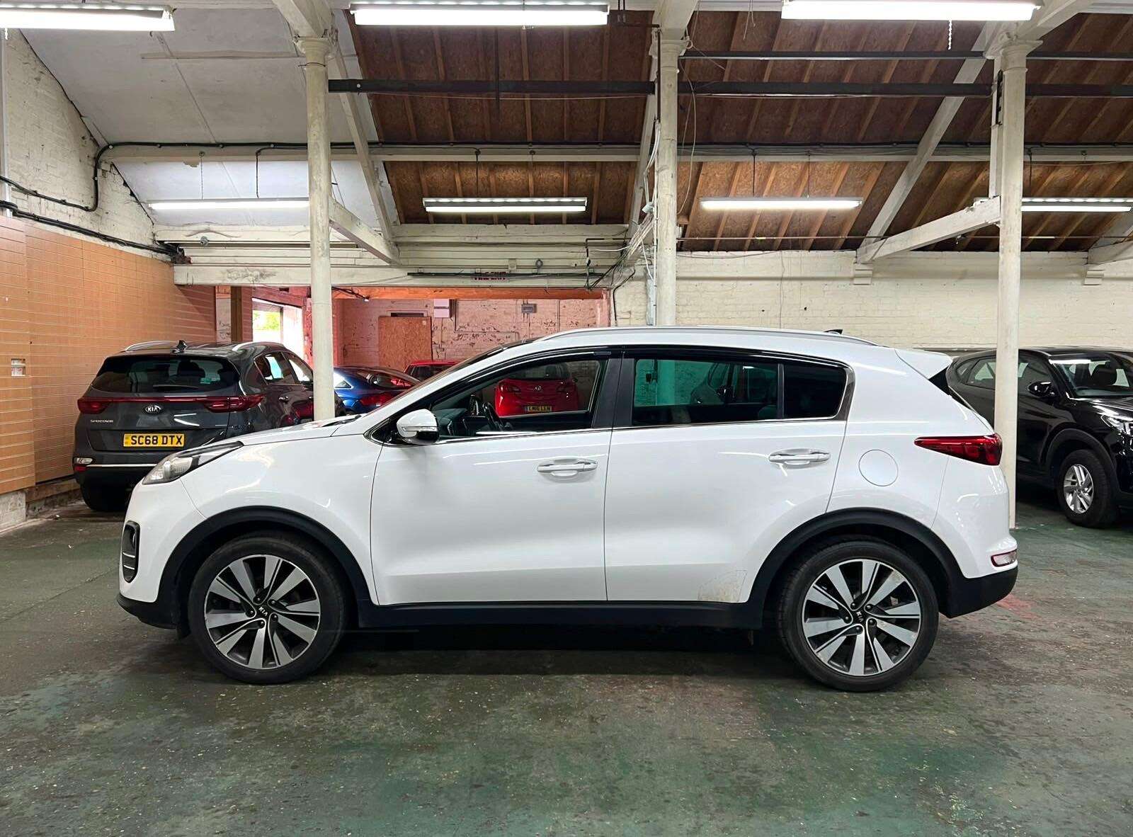 2017 KIA SPORTAGE 2017 KIA SPORTAGE