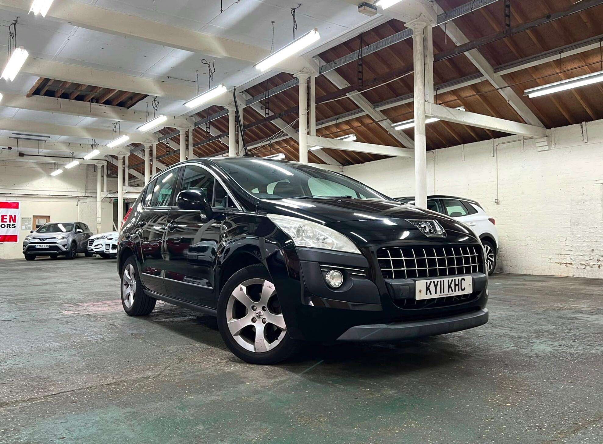 A 2011 PEUGEOT 3008 1.6 VTi Sport Euro 5 5dr A 2011 PEUGEOT 3008 1.6 VTi Sport Euro 5 5dr