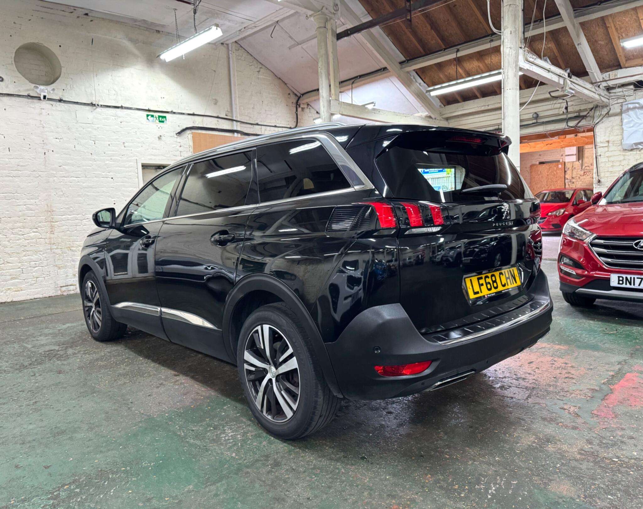 2018 PEUGEOT 5008 2018 PEUGEOT 5008