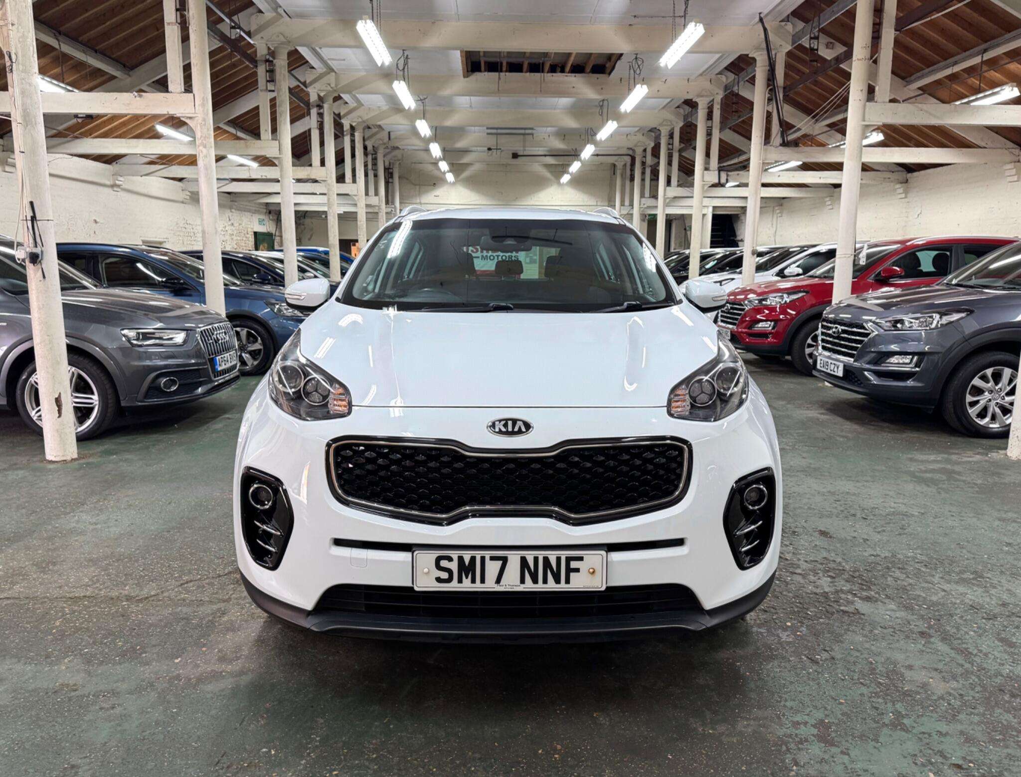 A 2017 KIA SPORTAGE 1.6 GDi 2 Euro 6 (s/s) 5dr A 2017 KIA SPORTAGE 1.6 GDi 2 Euro 6 (s/s) 5dr
