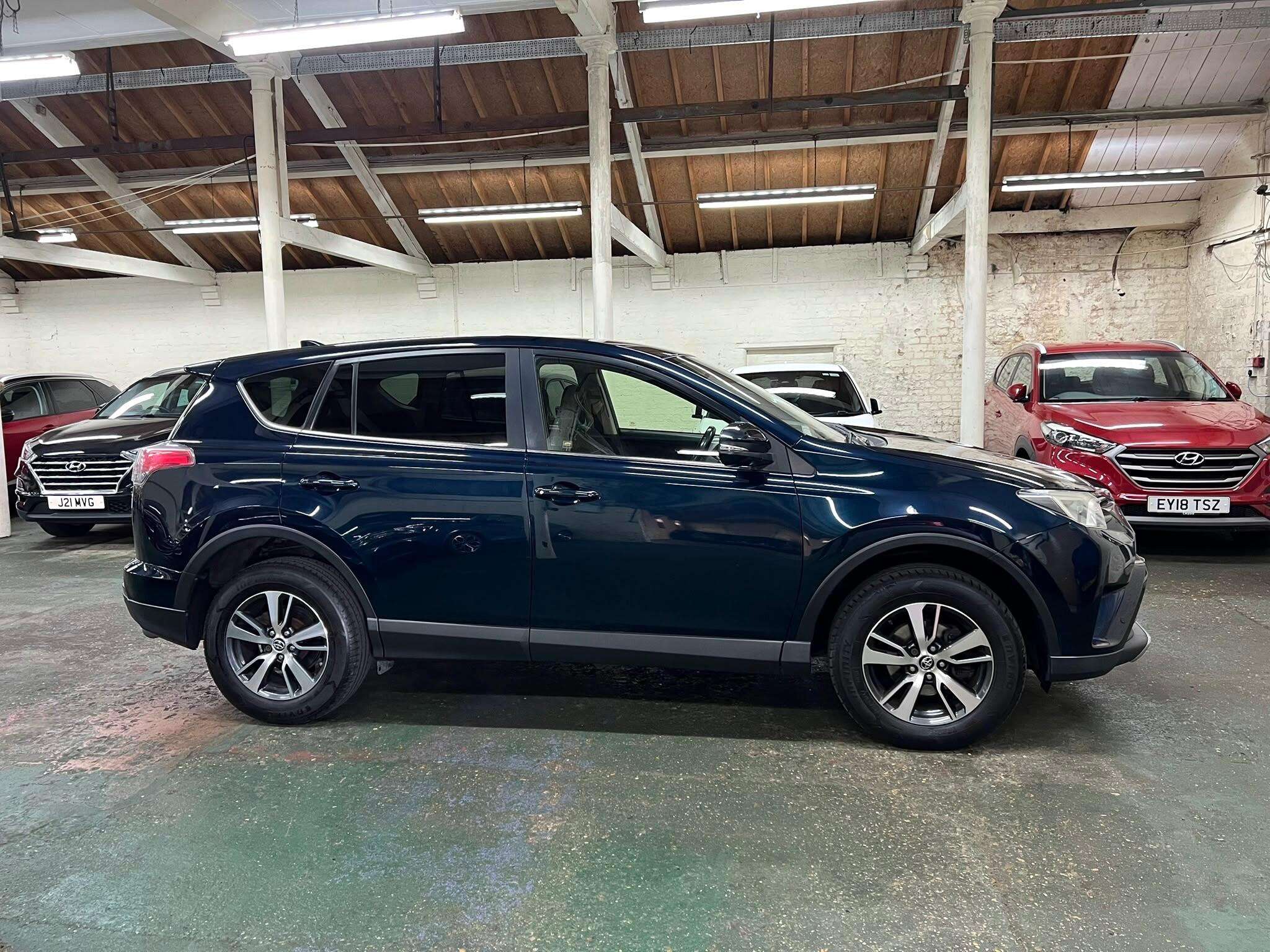 2017 TOYOTA RAV4 2017 TOYOTA RAV4