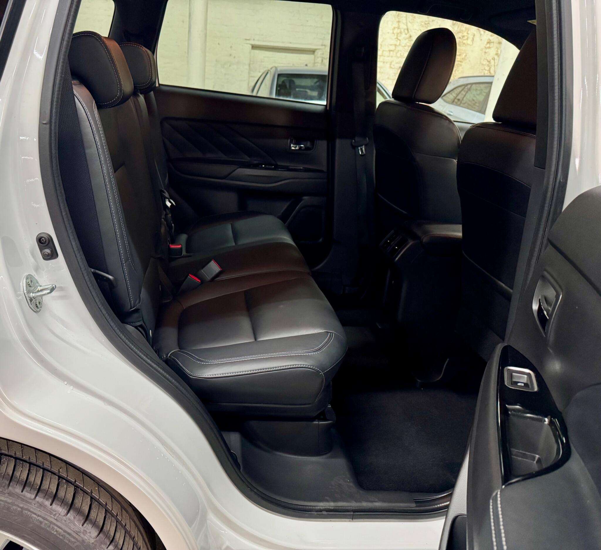 2018 MITSUBISHI OUTLANDER 2018 MITSUBISHI OUTLANDER