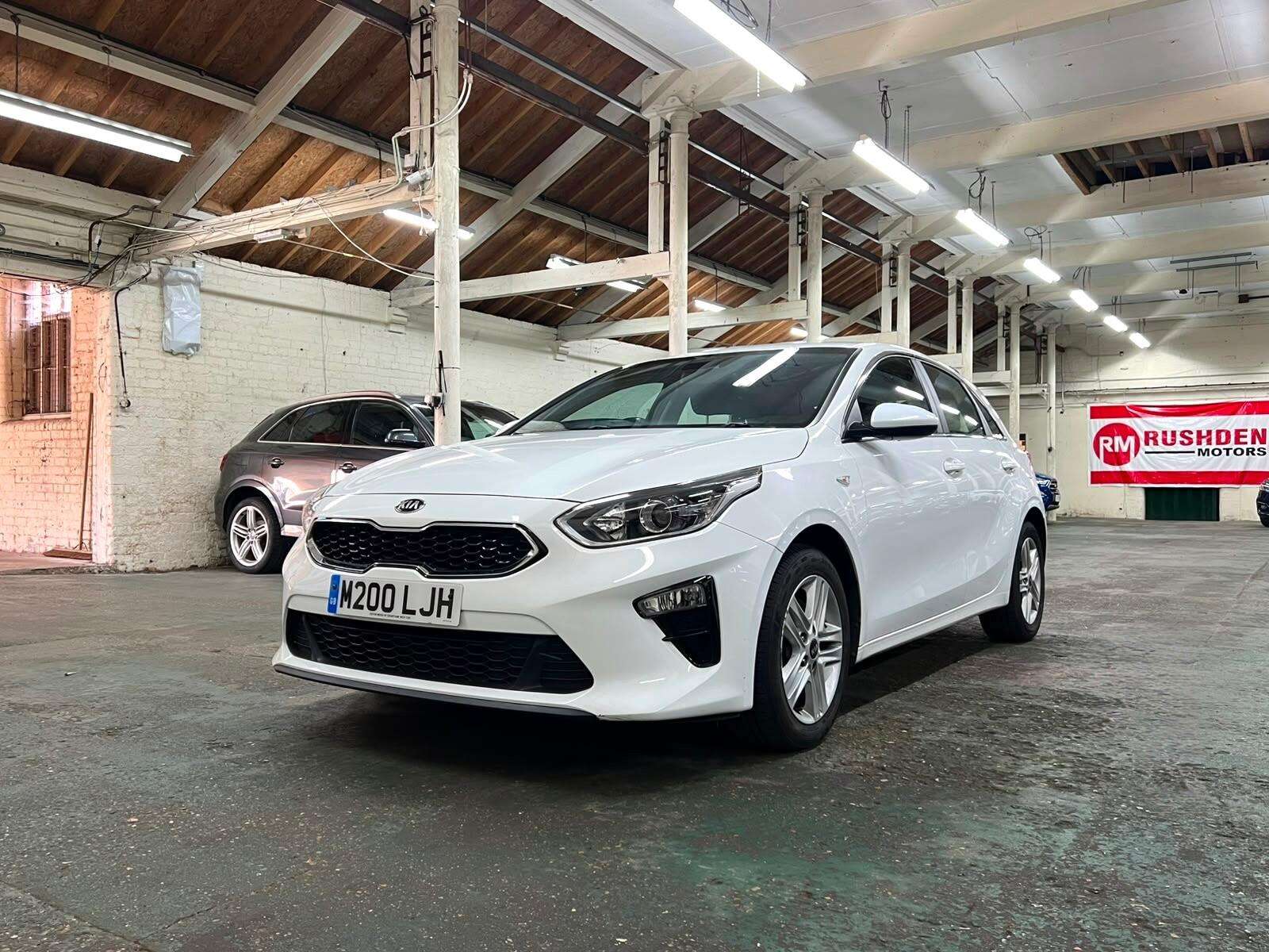 A 2018 KIA CEED 1.6 CRDi ECO 2 Euro 6 (s/s) 5dr A 2018 KIA CEED 1.6 CRDi ECO 2 Euro 6 (s/s) 5dr