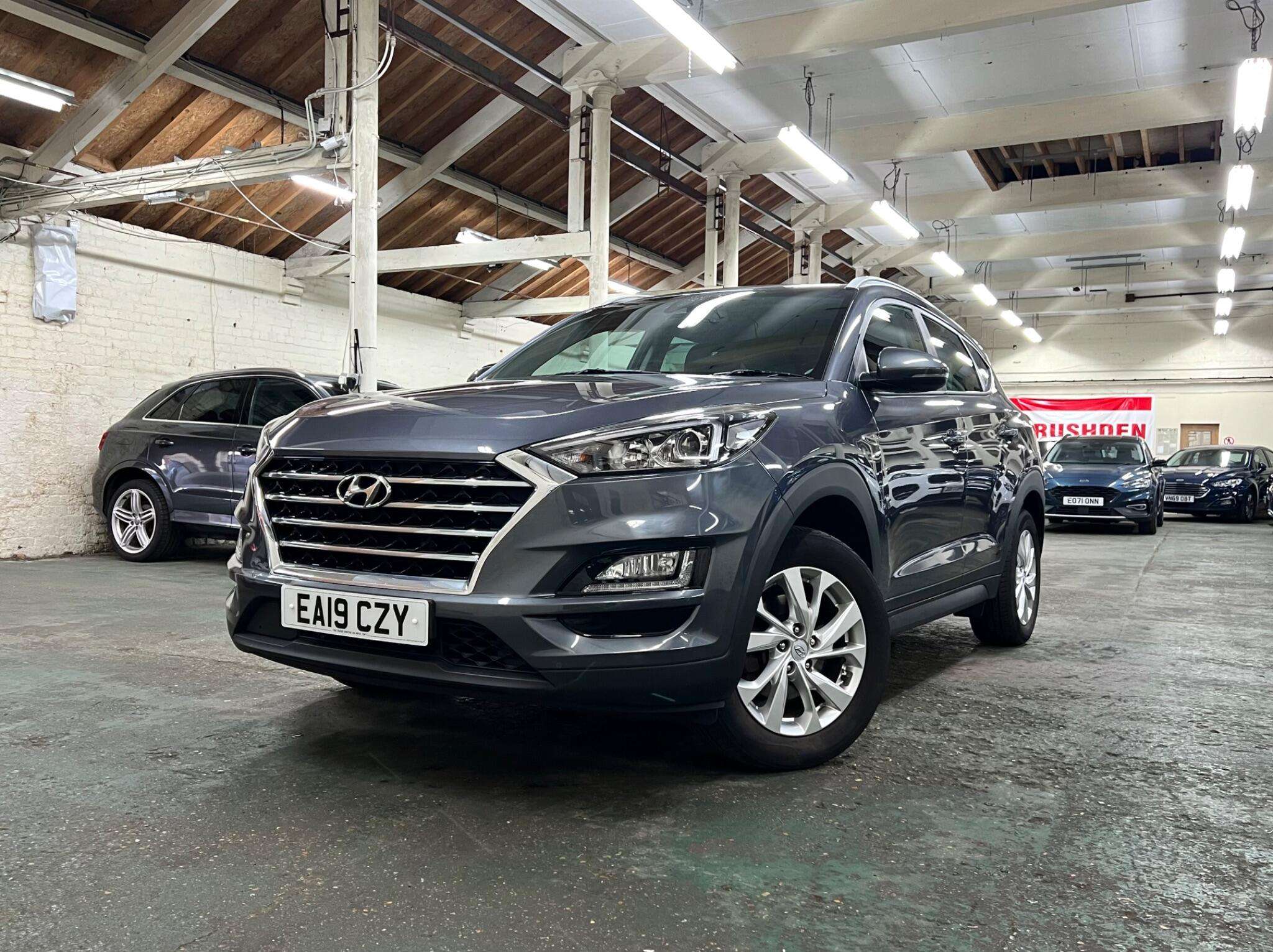 A 2019 HYUNDAI TUCSON 1.6 GDi SE Nav Euro 6 (s/s) 5dr A 2019 HYUNDAI TUCSON 1.6 GDi SE Nav Euro 6 (s/s) 5dr