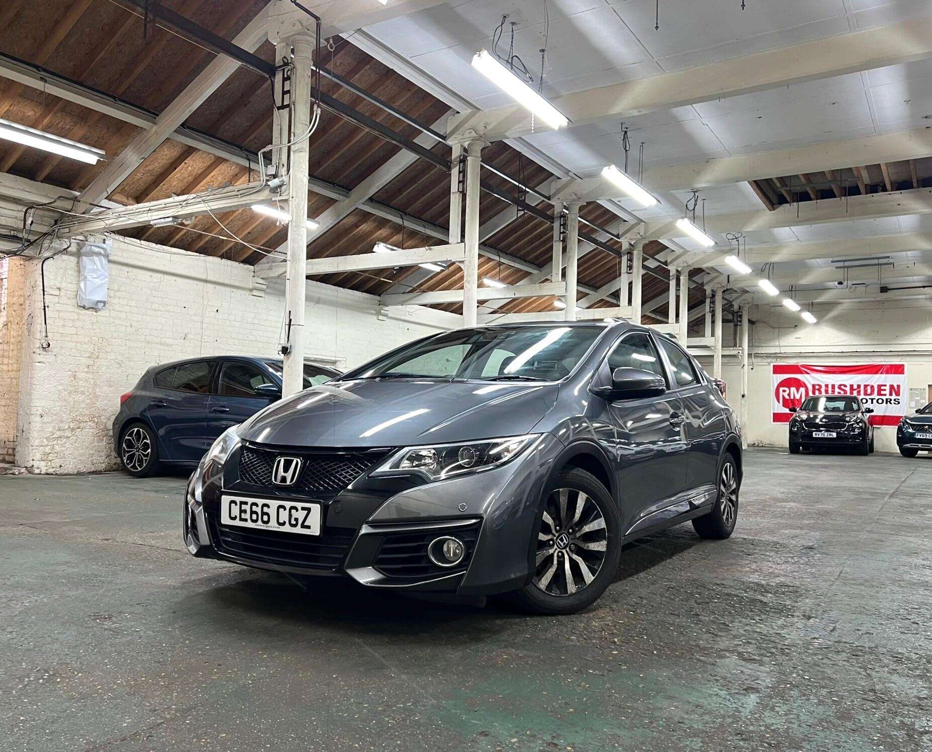 A 2016 HONDA CIVIC 1.6 i-DTEC SE Plus (Navi) Hatchback 5dr Diesel Manual Euro 6 (s/s) (120 ps) A 2016 HONDA CIVIC 1.6 i-DTEC SE Plus (Navi) Hatchback 5dr Diesel Manual Euro 6 (s/s) (120 ps)