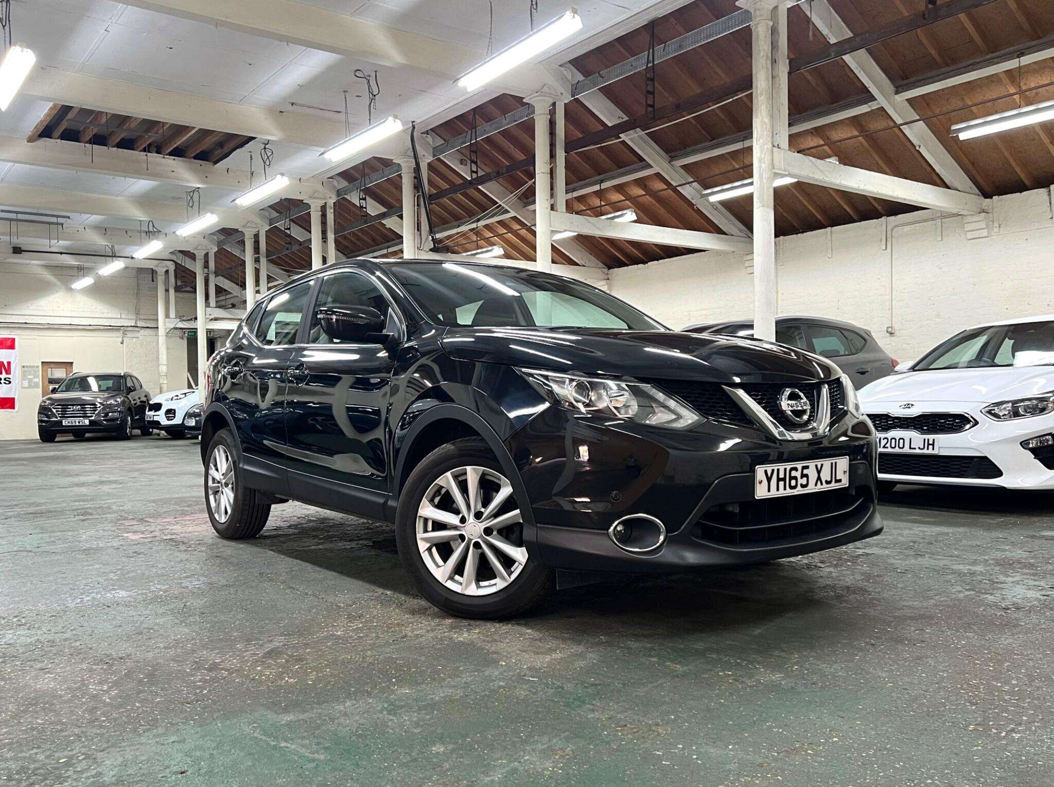 A 2015 NISSAN QASHQAI 1.5 dCi Acenta 2WD Euro 6 (s/s) 5dr A 2015 NISSAN QASHQAI 1.5 dCi Acenta 2WD Euro 6 (s/s) 5dr
