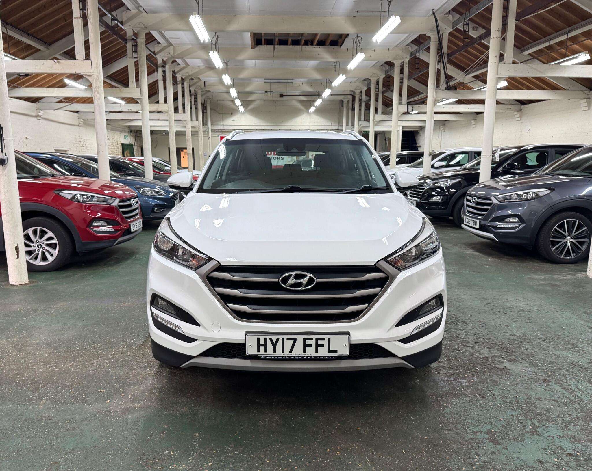 A 2017 HYUNDAI TUCSON 1.6 GDi Blue Drive SE Nav Euro 6 (s/s) 5dr A 2017 HYUNDAI TUCSON 1.6 GDi Blue Drive SE Nav Euro 6 (s/s) 5dr