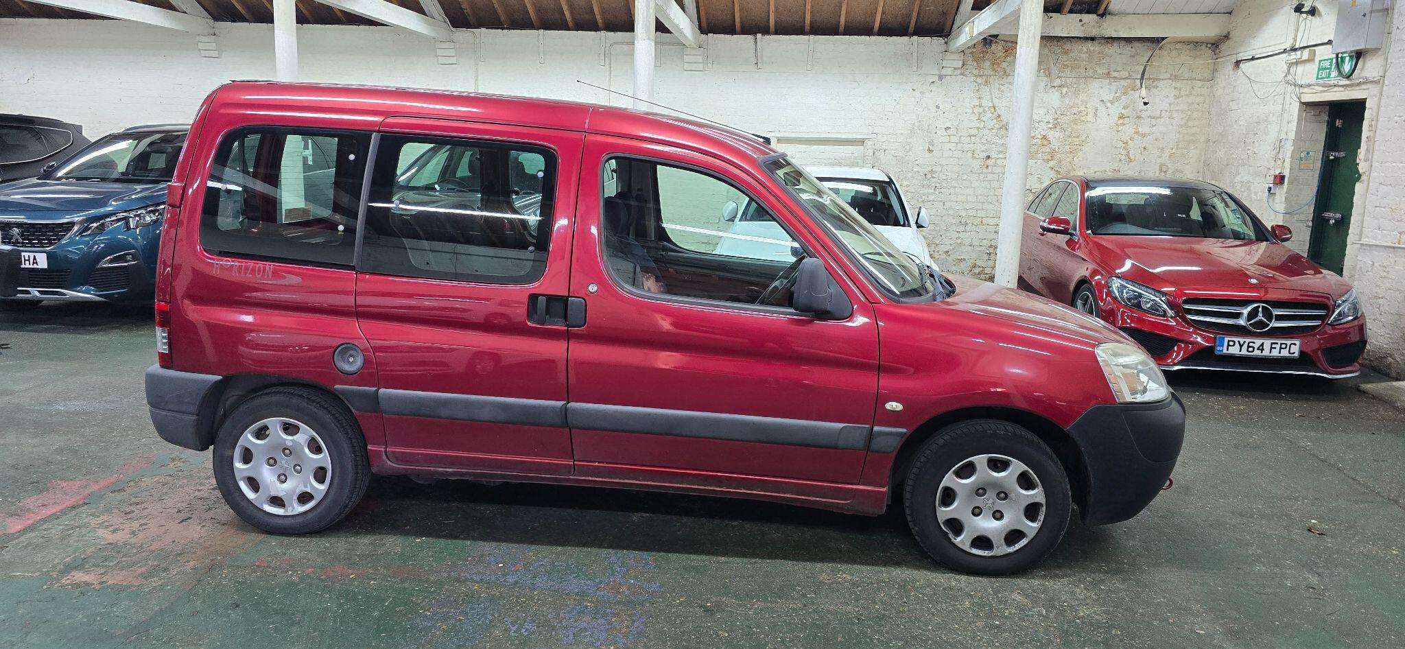 2010 PEUGEOT PARTNER 2010 PEUGEOT PARTNER