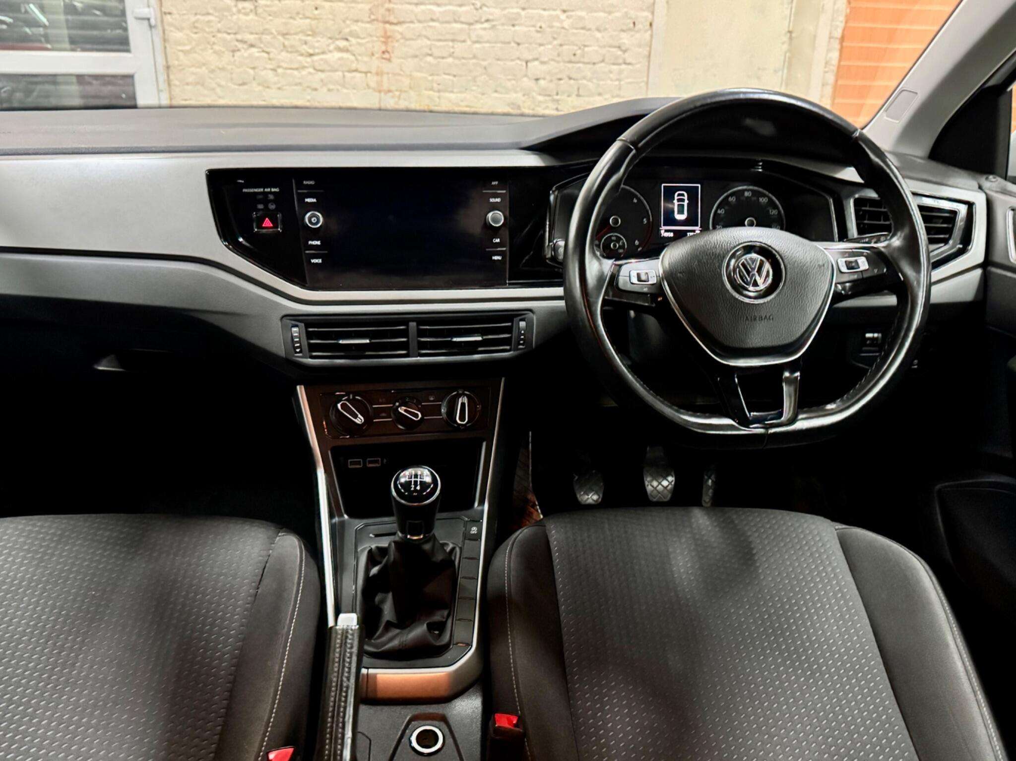 2019 VOLKSWAGEN POLO 2019 VOLKSWAGEN POLO
