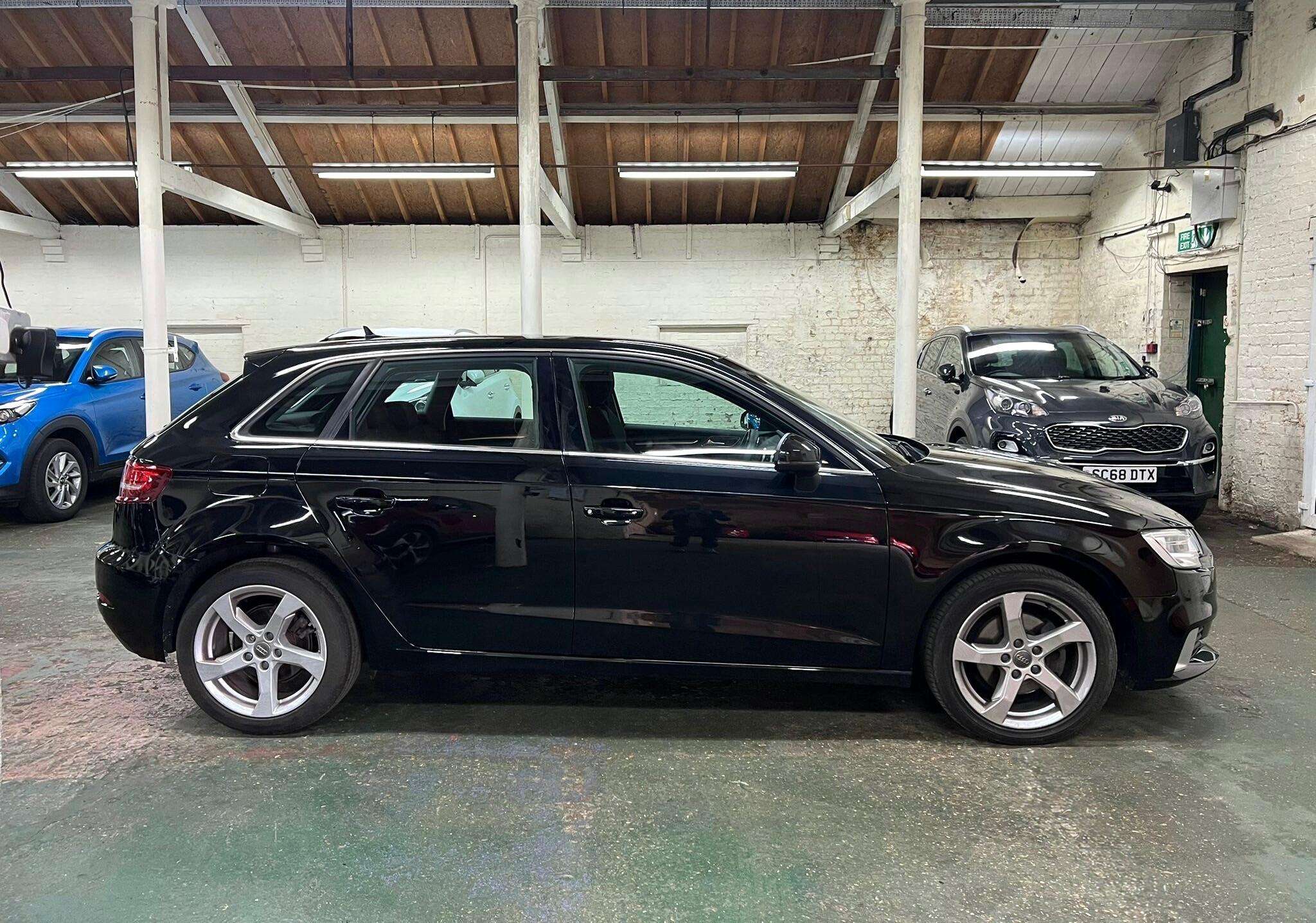 2016 AUDI A3 2016 AUDI A3