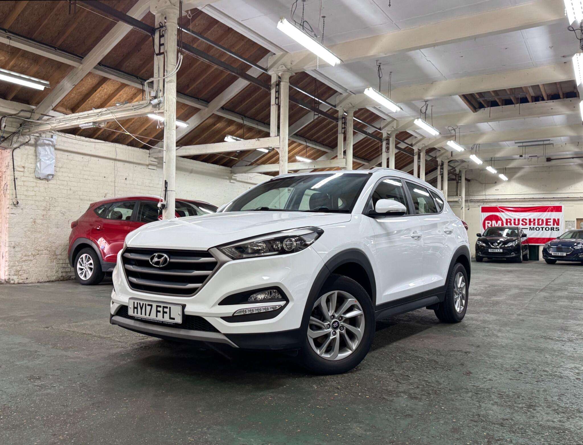 A 2017 HYUNDAI TUCSON 1.6 GDi Blue Drive SE Nav Euro 6 (s/s) 5dr A 2017 HYUNDAI TUCSON 1.6 GDi Blue Drive SE Nav Euro 6 (s/s) 5dr