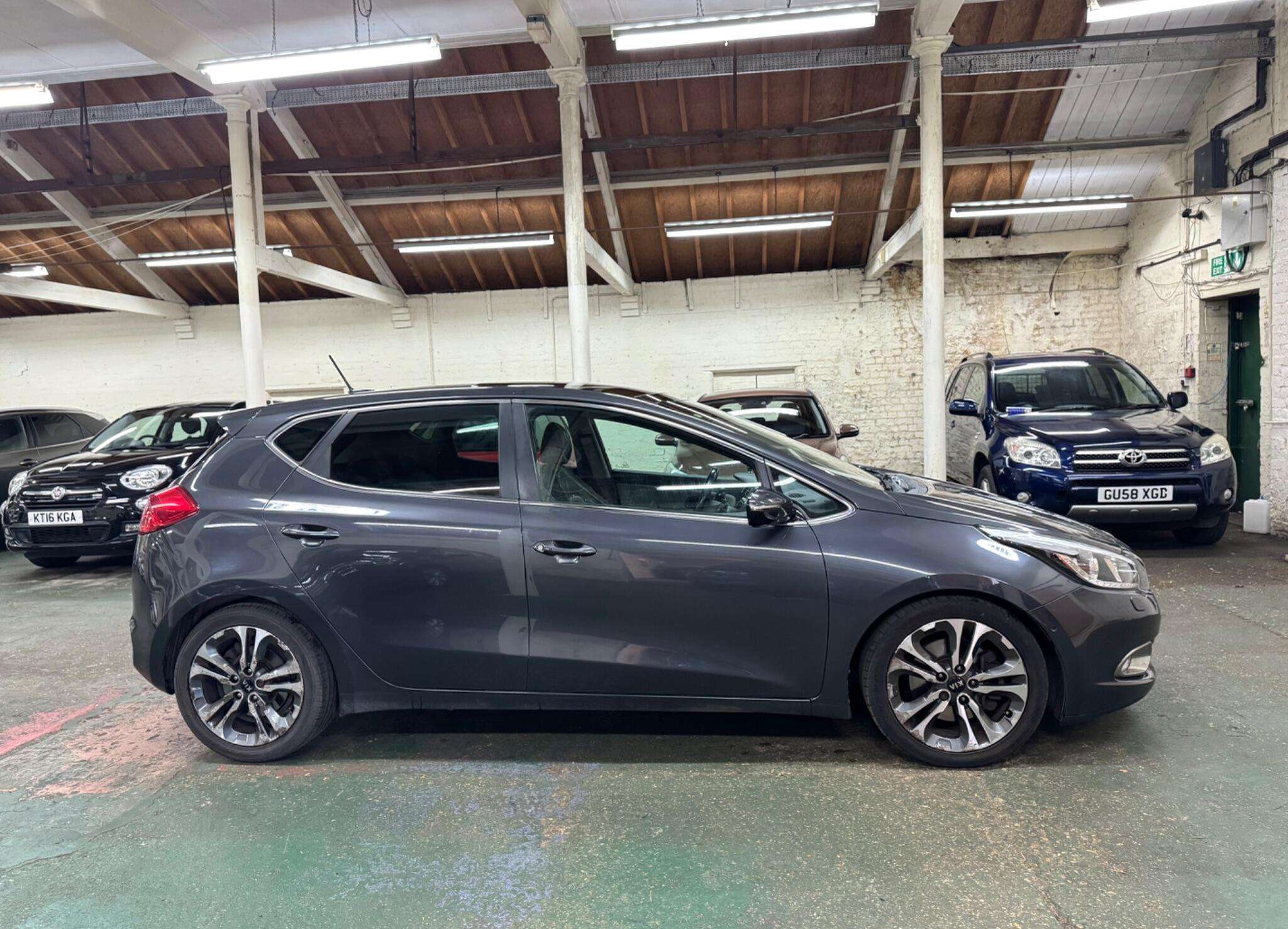 2013 KIA CEED 2013 KIA CEED