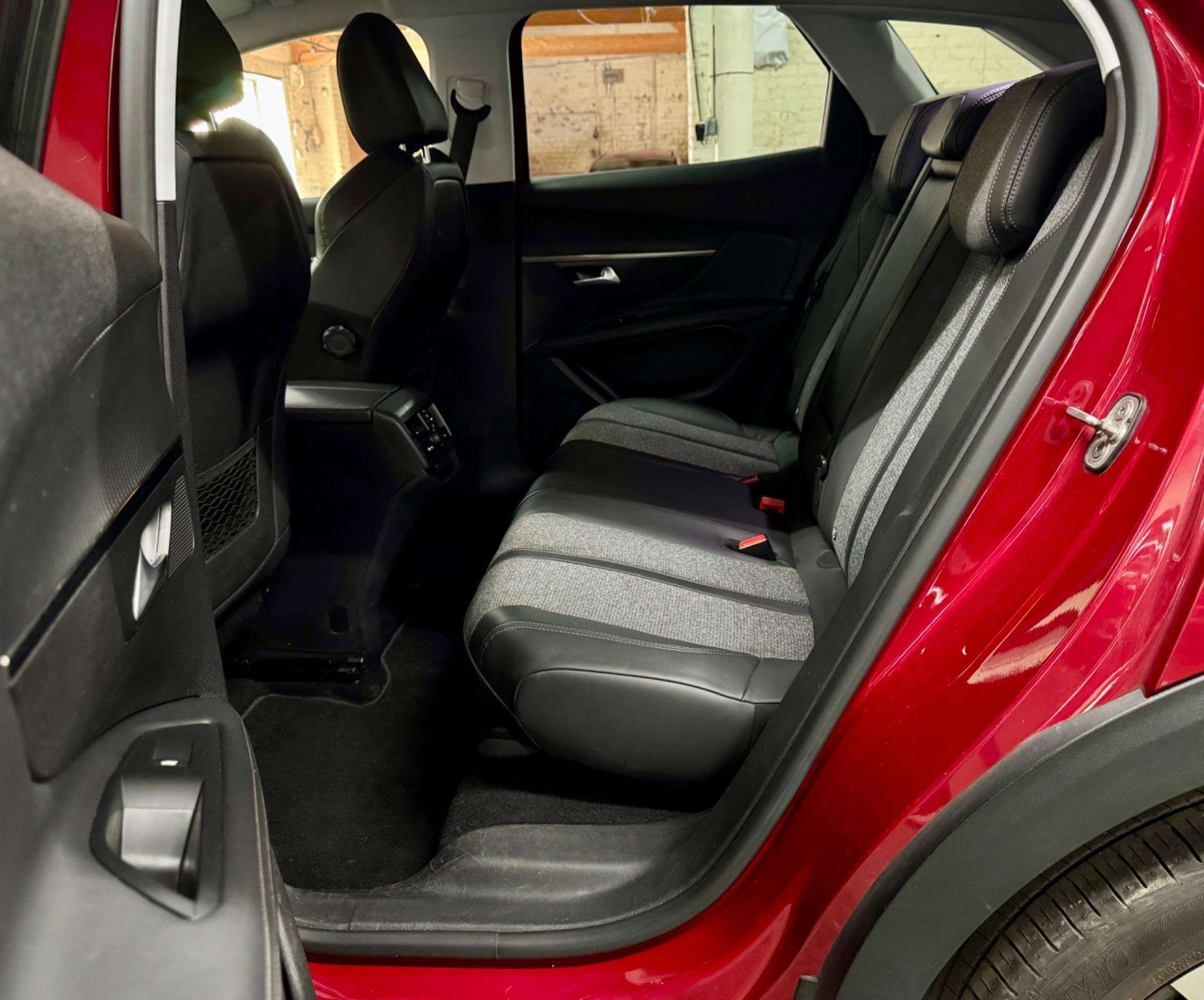 2019 PEUGEOT 3008 2019 PEUGEOT 3008