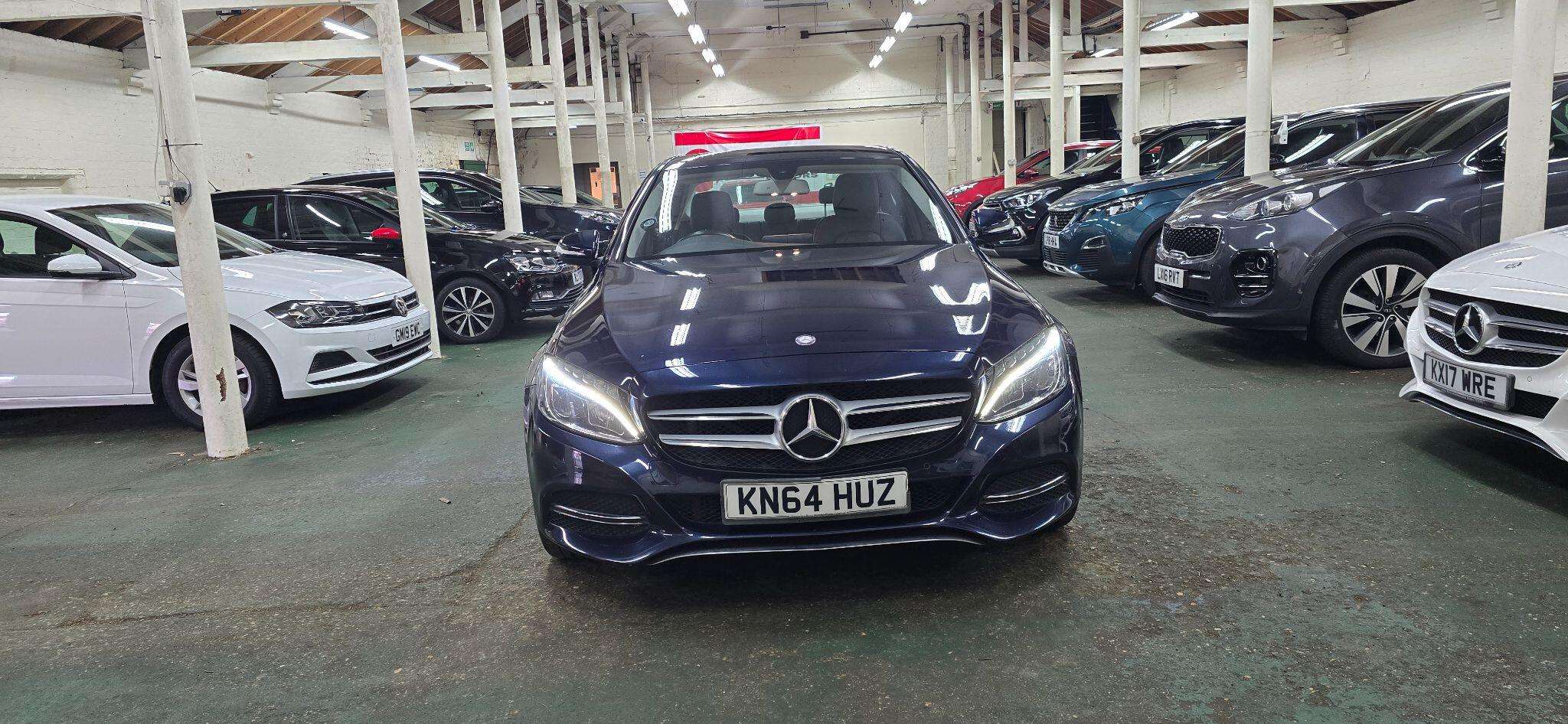 A 2015 MERCEDES-BENZ C CLASS 2.1 C220 BlueTEC Sport G-Tronic+ Euro 6 (s/s) 4dr A 2015 MERCEDES-BENZ C CLASS 2.1 C220 BlueTEC Sport G-Tronic+ Euro 6 (s/s) 4dr