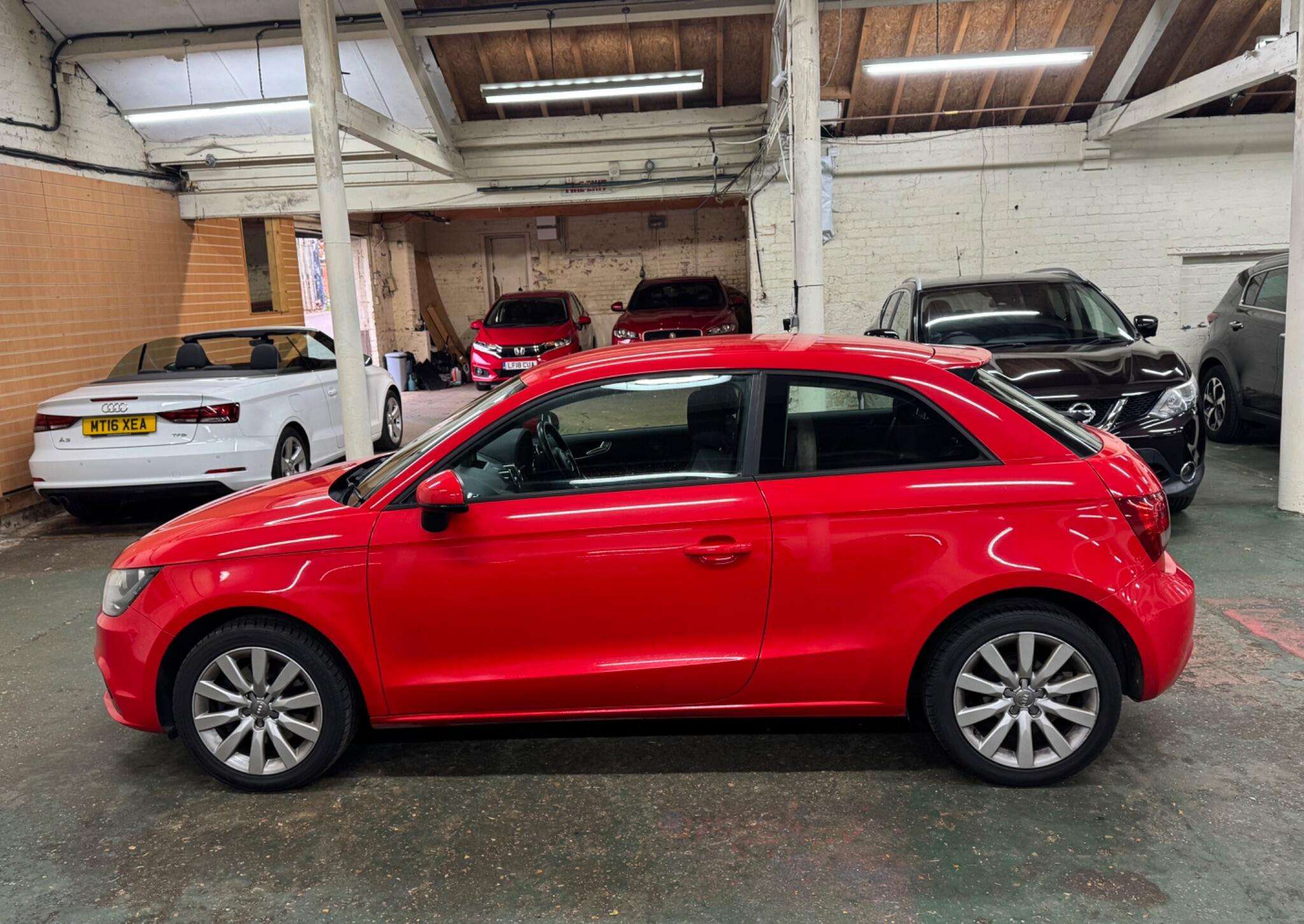2014 AUDI A1 2014 AUDI A1