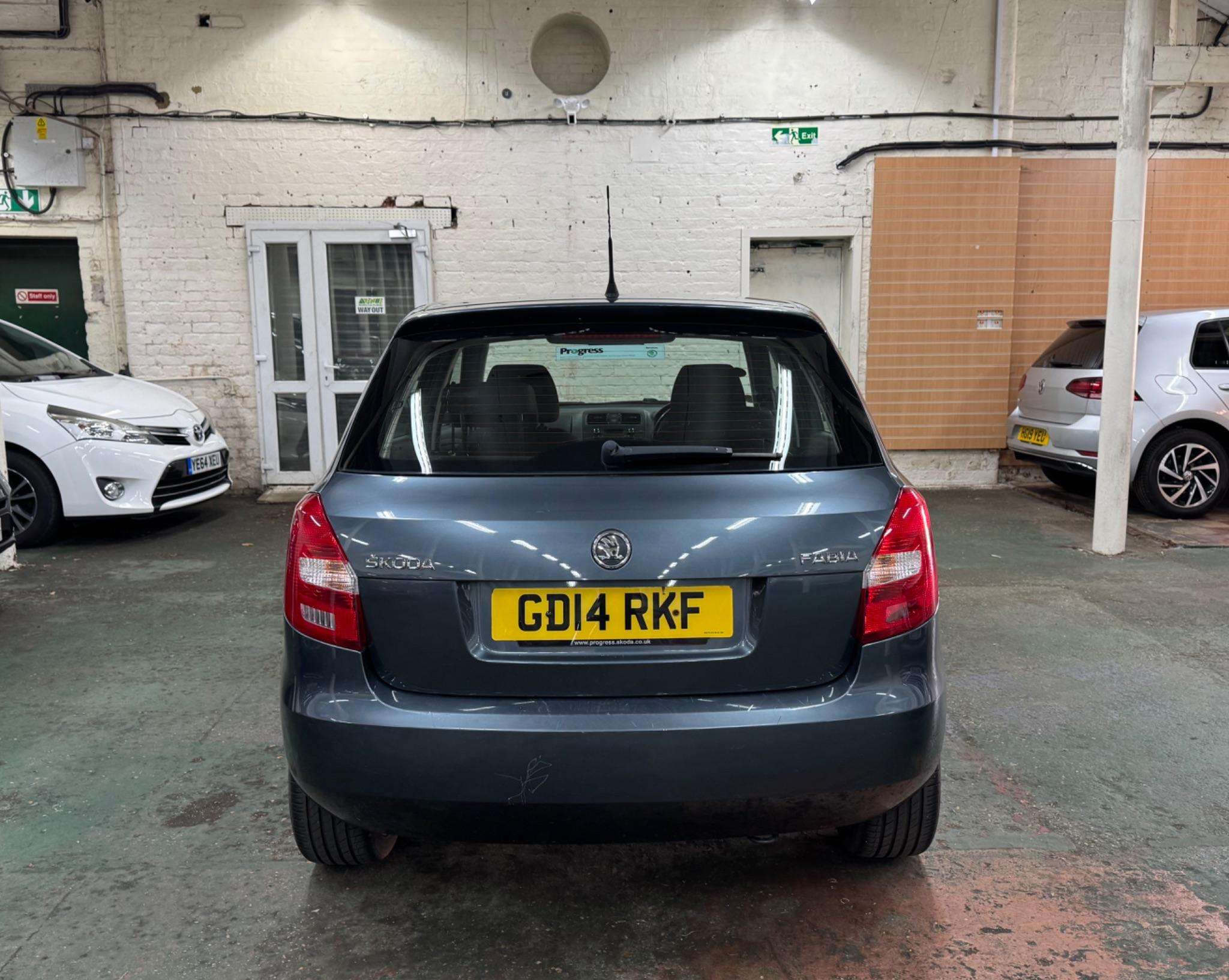 2014 SKODA FABIA 2014 SKODA FABIA