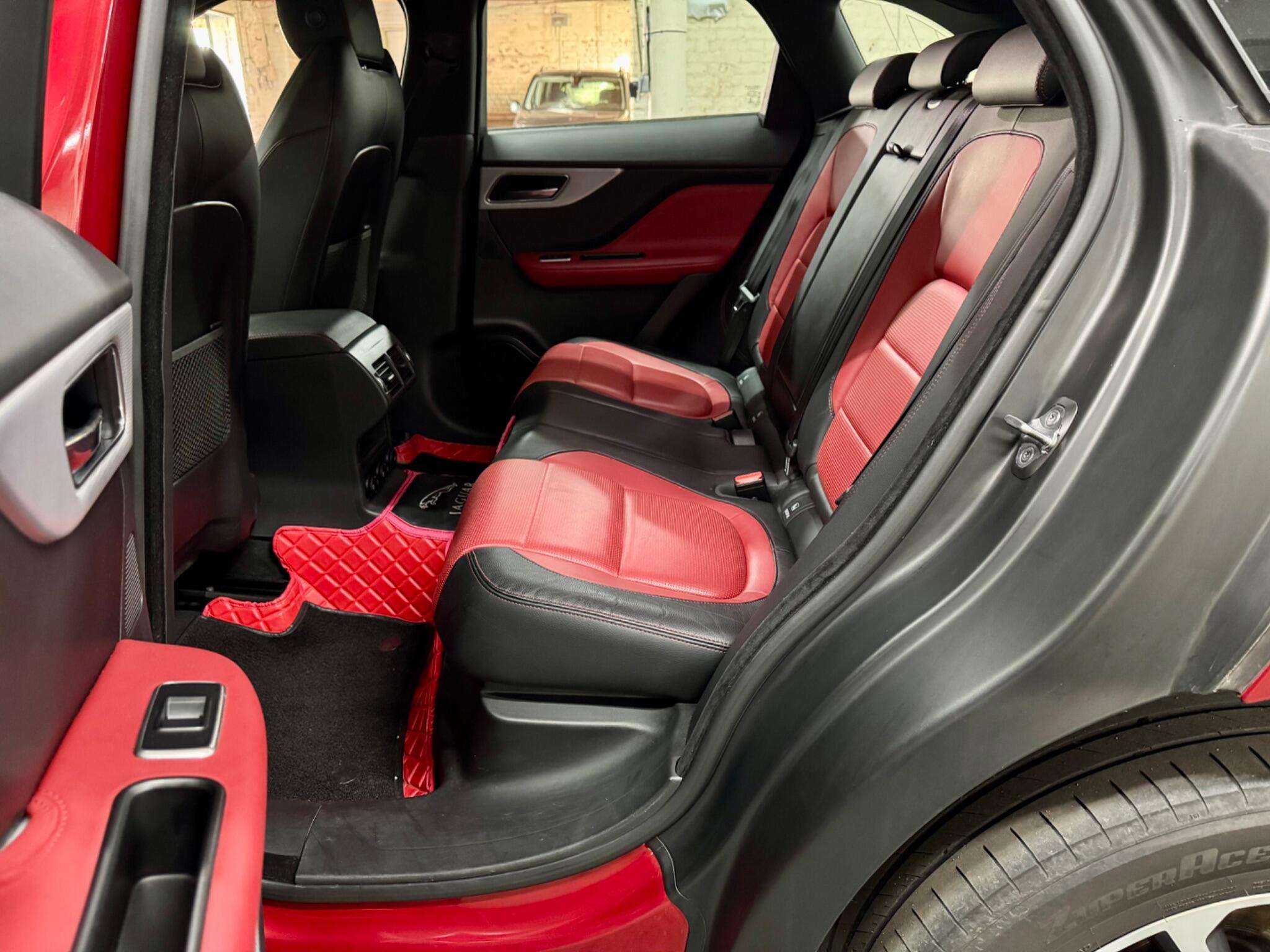 2017 JAGUAR F-PACE 2017 JAGUAR F-PACE