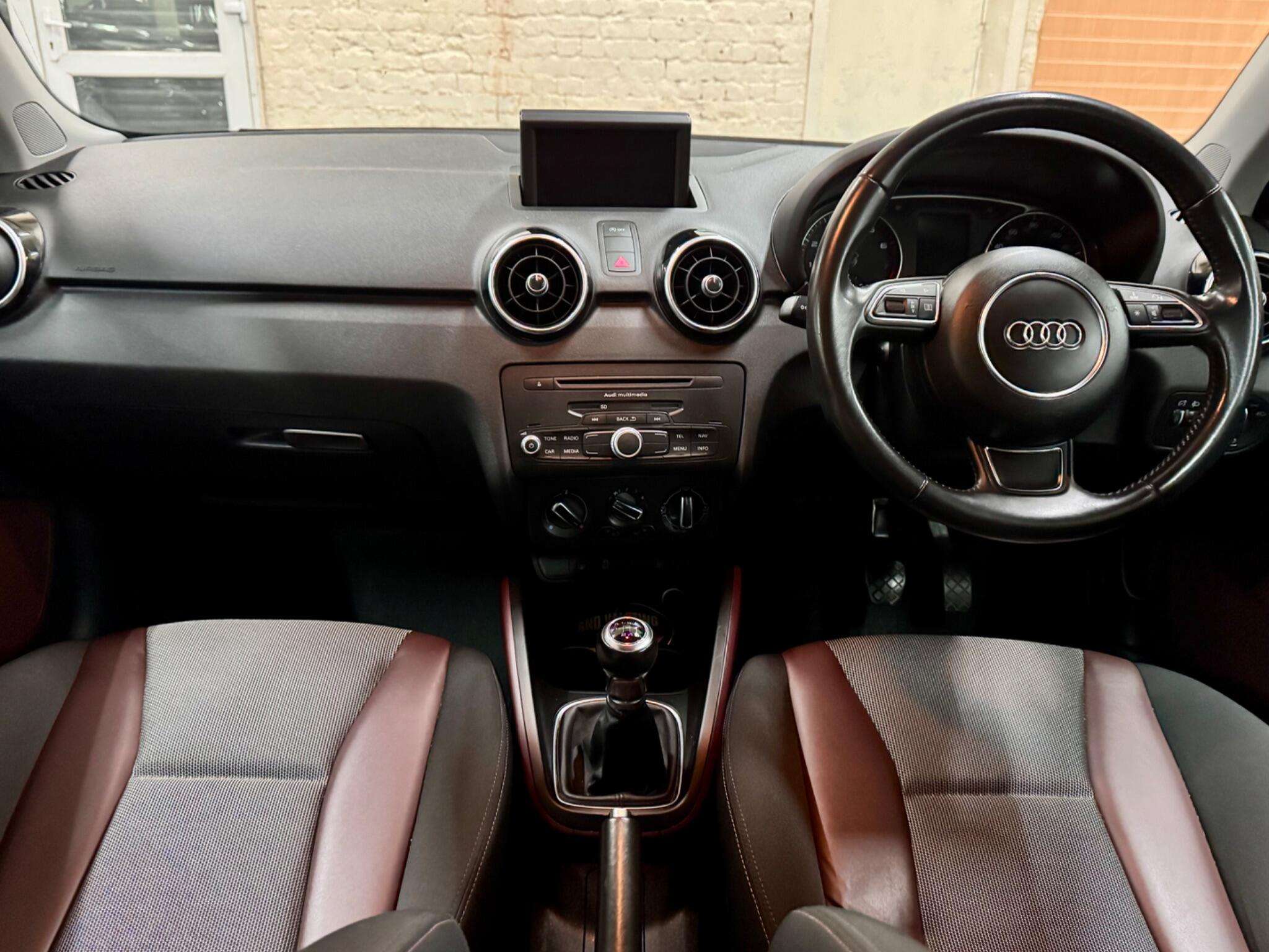 2014 AUDI A1 2014 AUDI A1