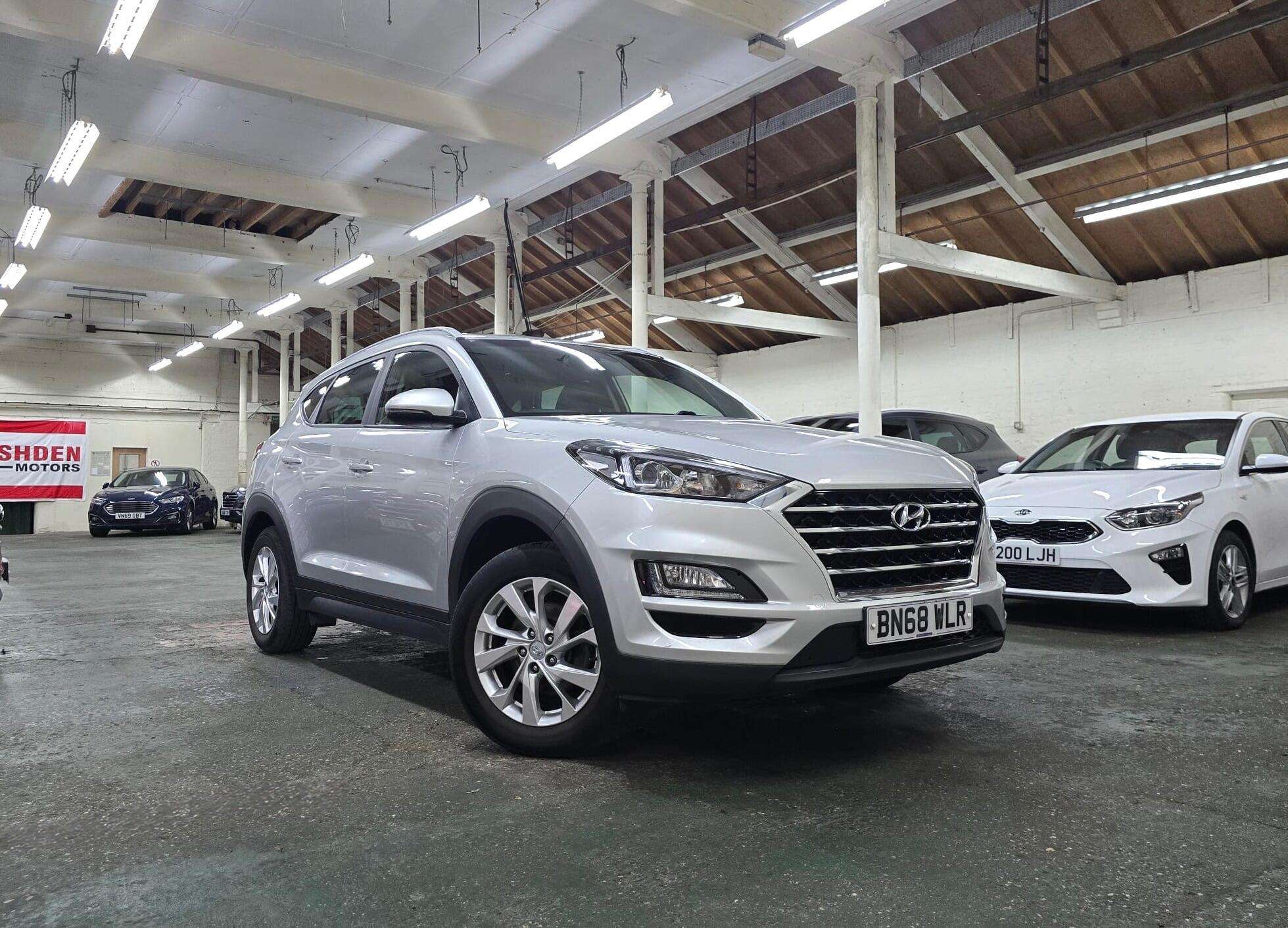 A 2018 HYUNDAI TUCSON 1.6 GDi Blue Drive SE Nav Euro 6 (s/s) 5dr A 2018 HYUNDAI TUCSON 1.6 GDi Blue Drive SE Nav Euro 6 (s/s) 5dr