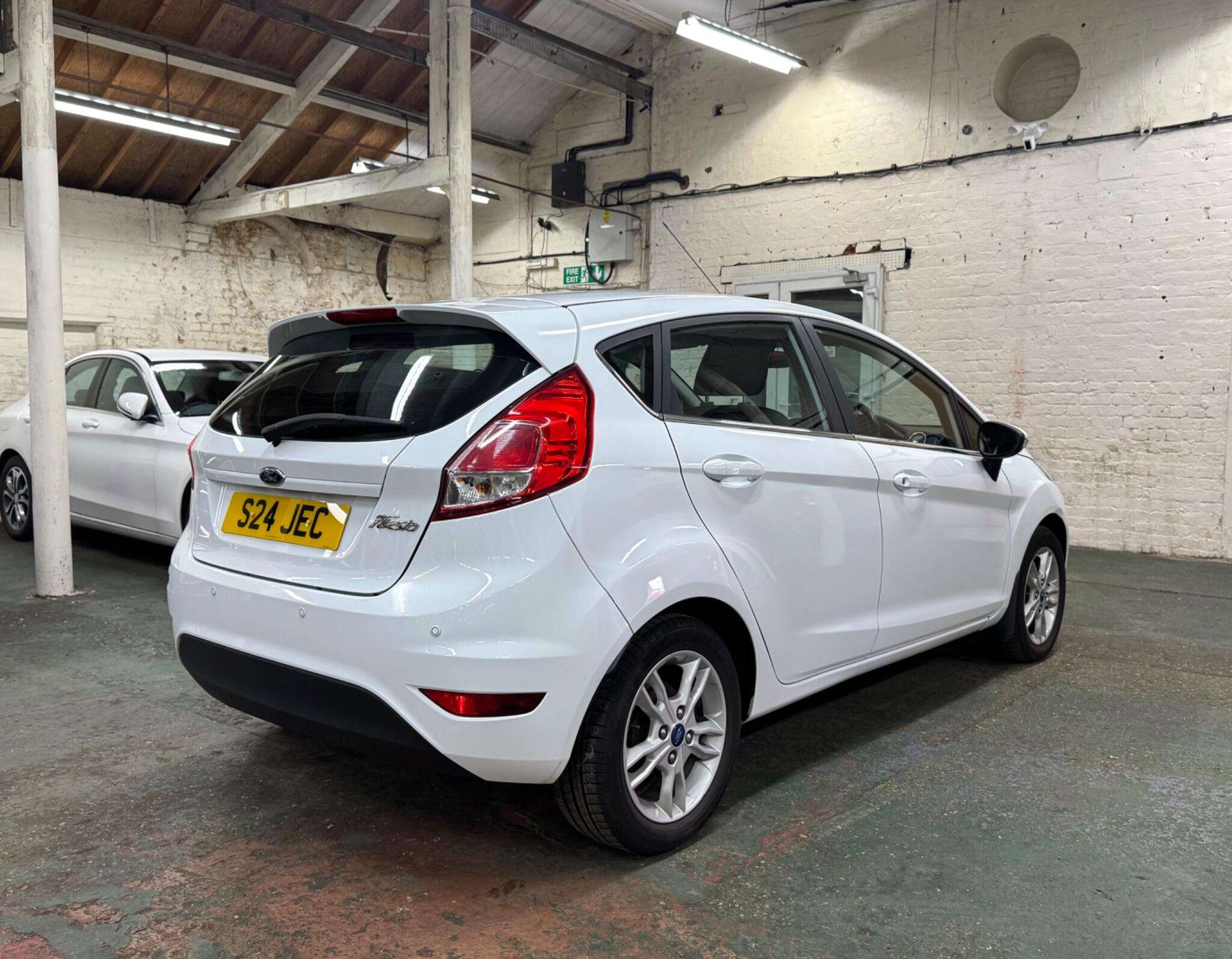 2015 FORD FIESTA 2015 FORD FIESTA