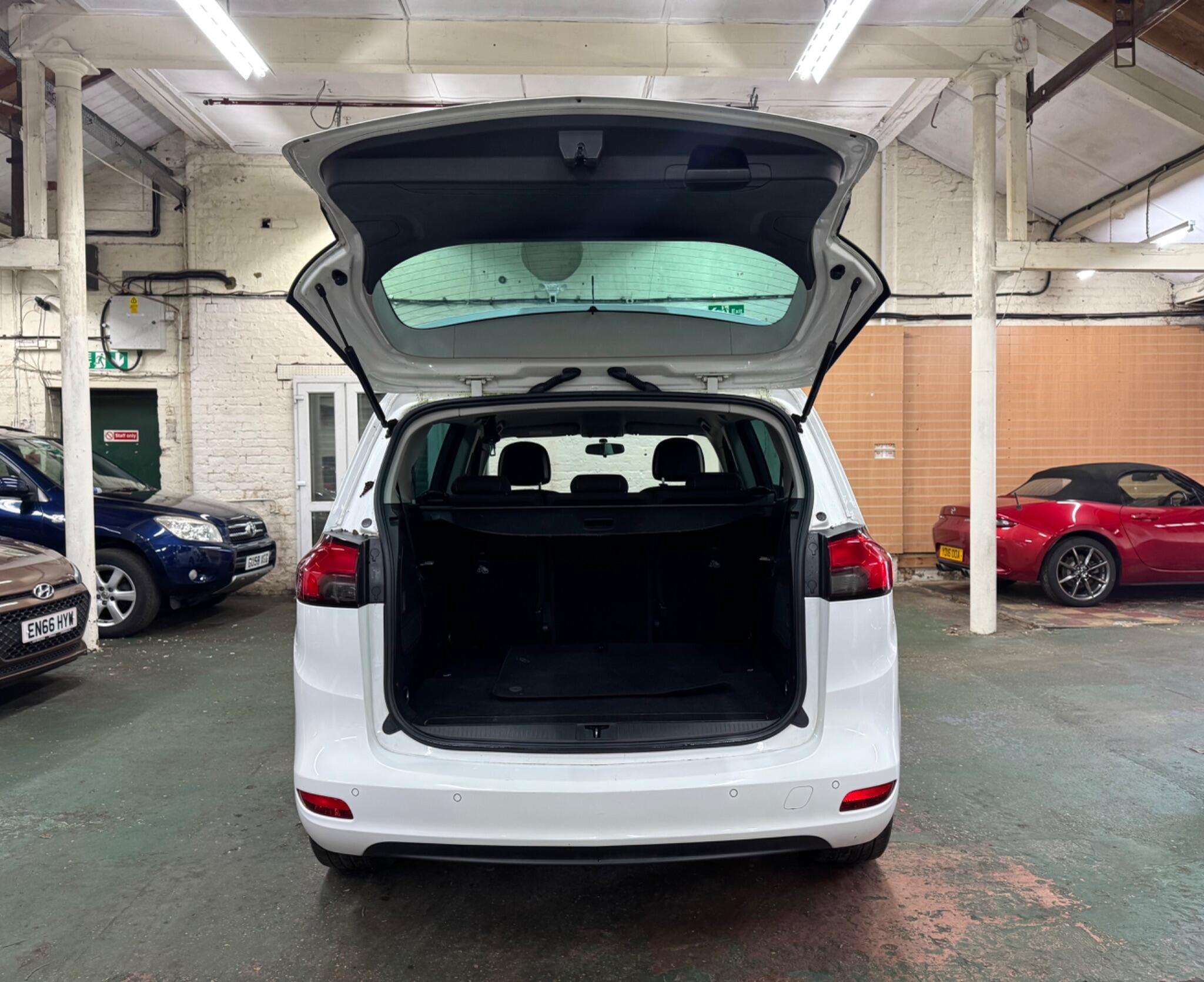 2015 VAUXHALL ZAFIRA TOURER 2015 VAUXHALL ZAFIRA TOURER